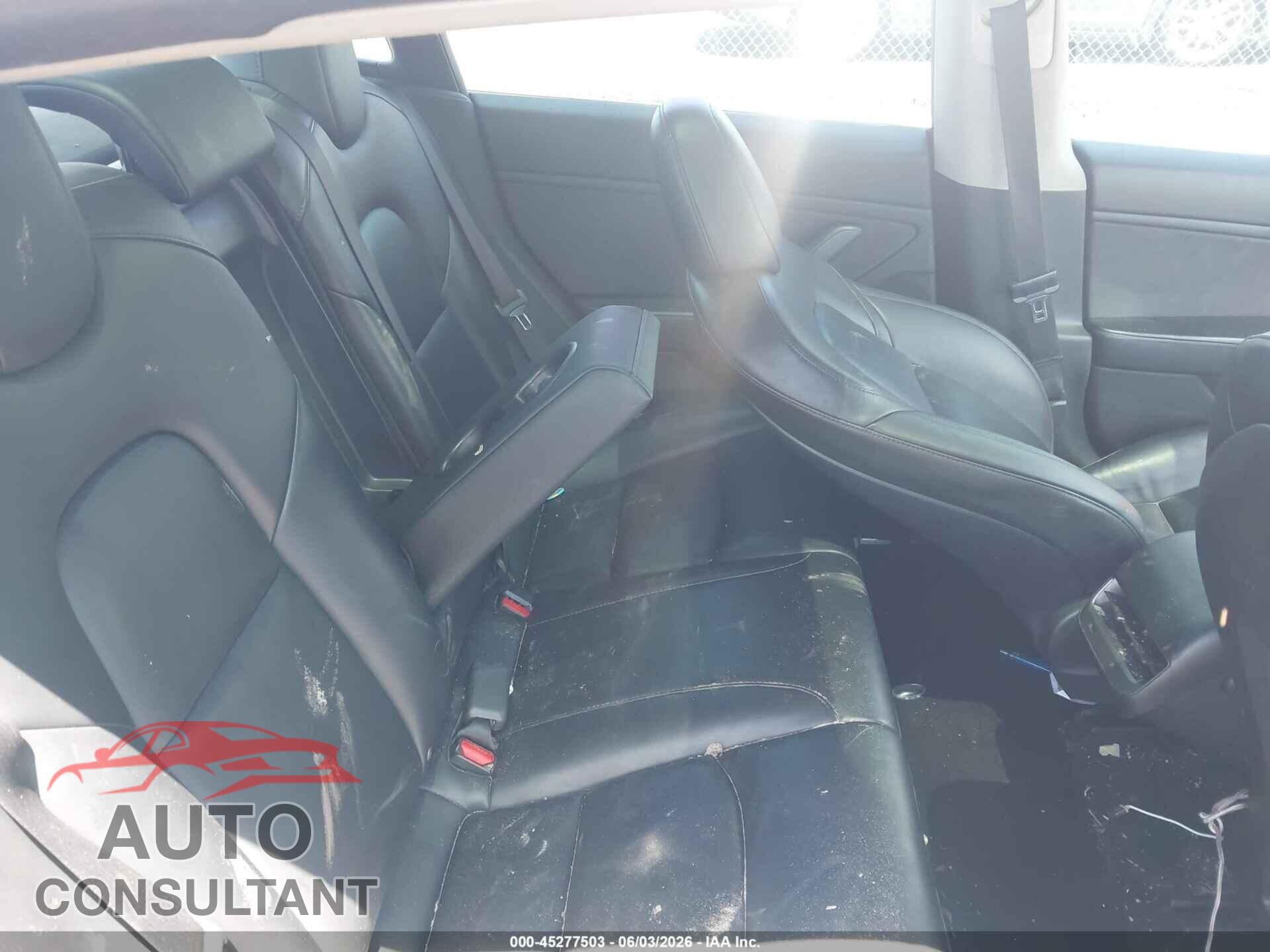 TESLA MODEL 3 2019 - 5YJ3E1EA5KF401778