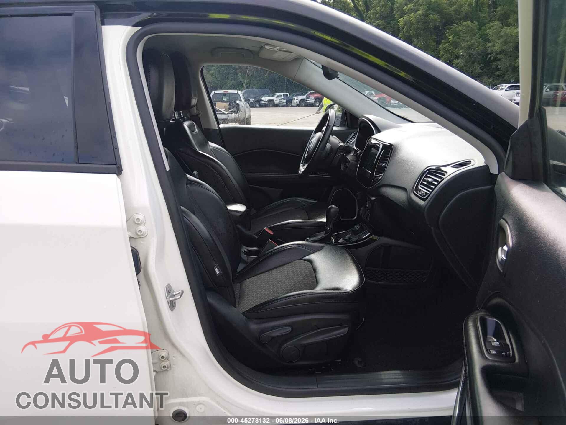 JEEP COMPASS 2020 - 3C4NJDBB6LT256403