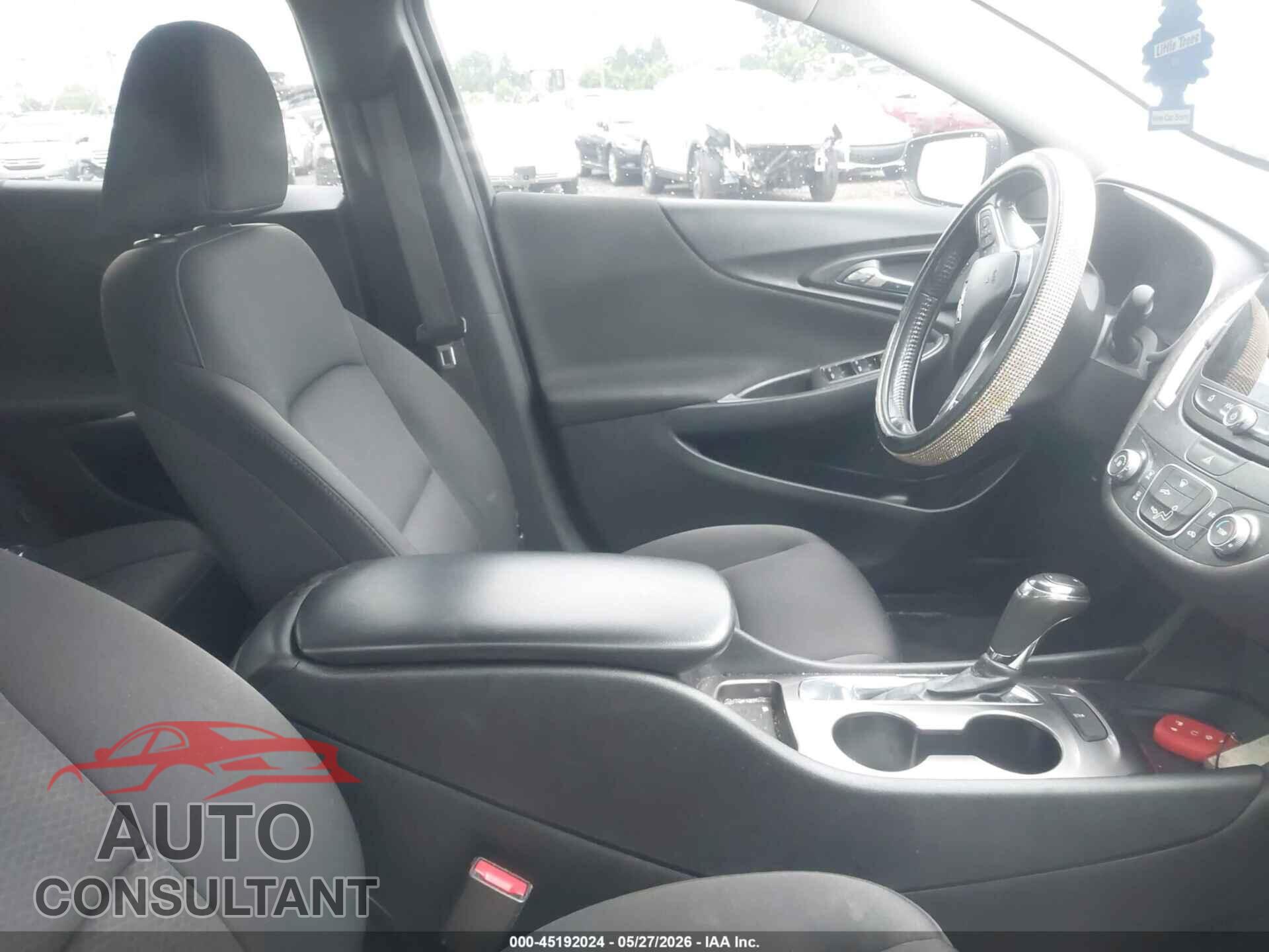 CHEVROLET MALIBU 2019 - 1G1ZG5ST0KF189443