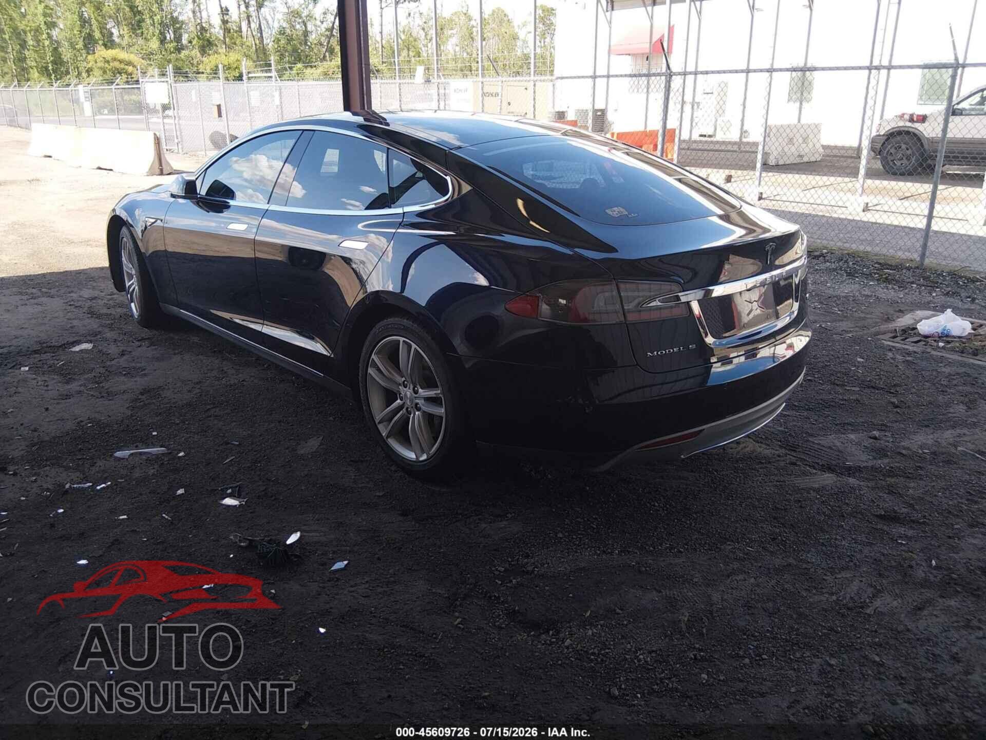 TESLA MODEL S 2014 - 5YJSA1H13EFP50400