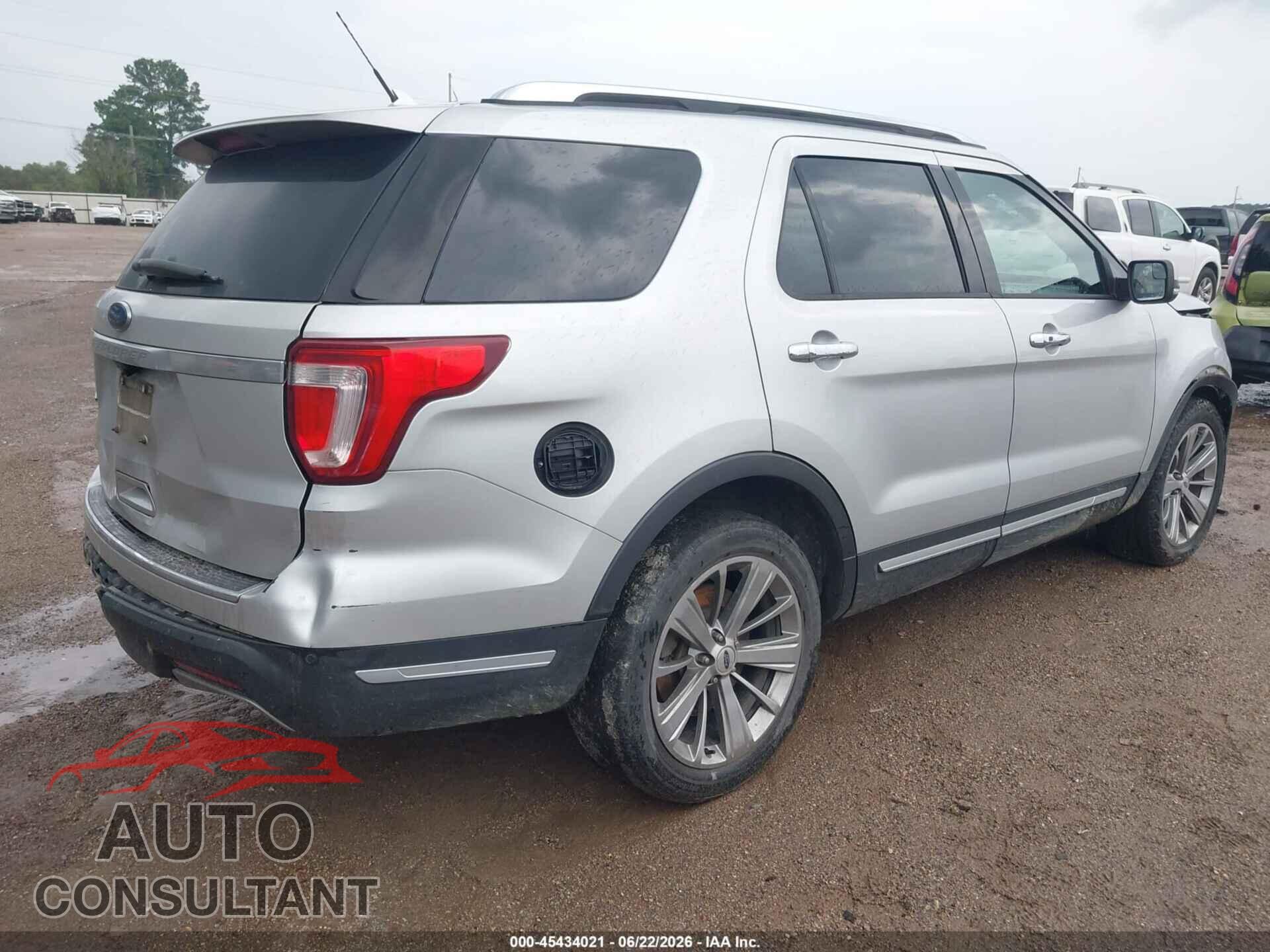 FORD EXPLORER 2018 - 1FM5K7F8XJGB57674