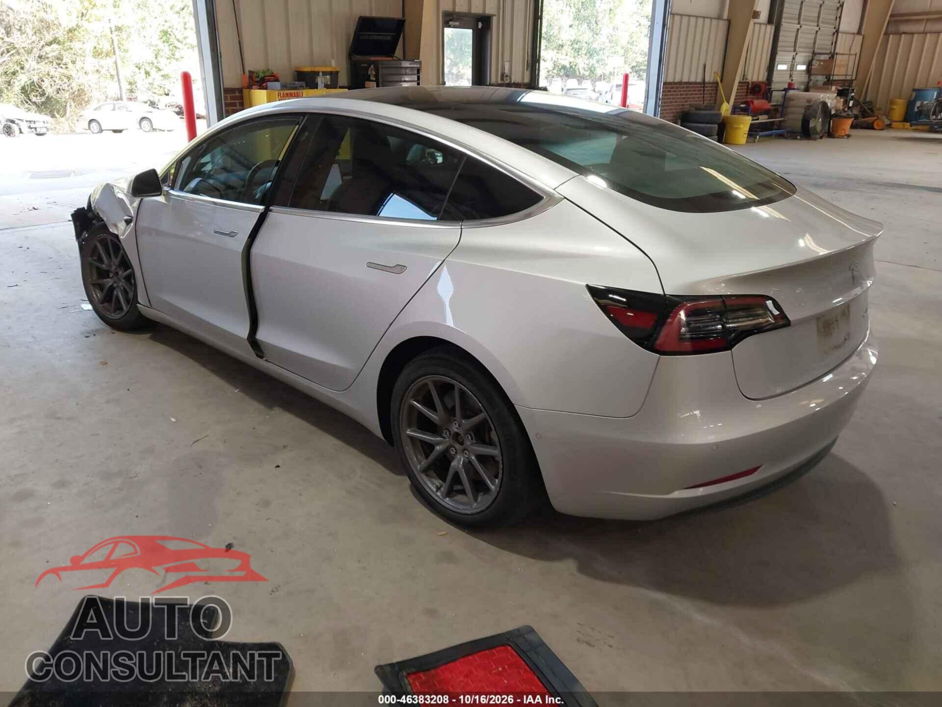 TESLA MODEL 3 2018 - 5YJ3E1EB0JF065089