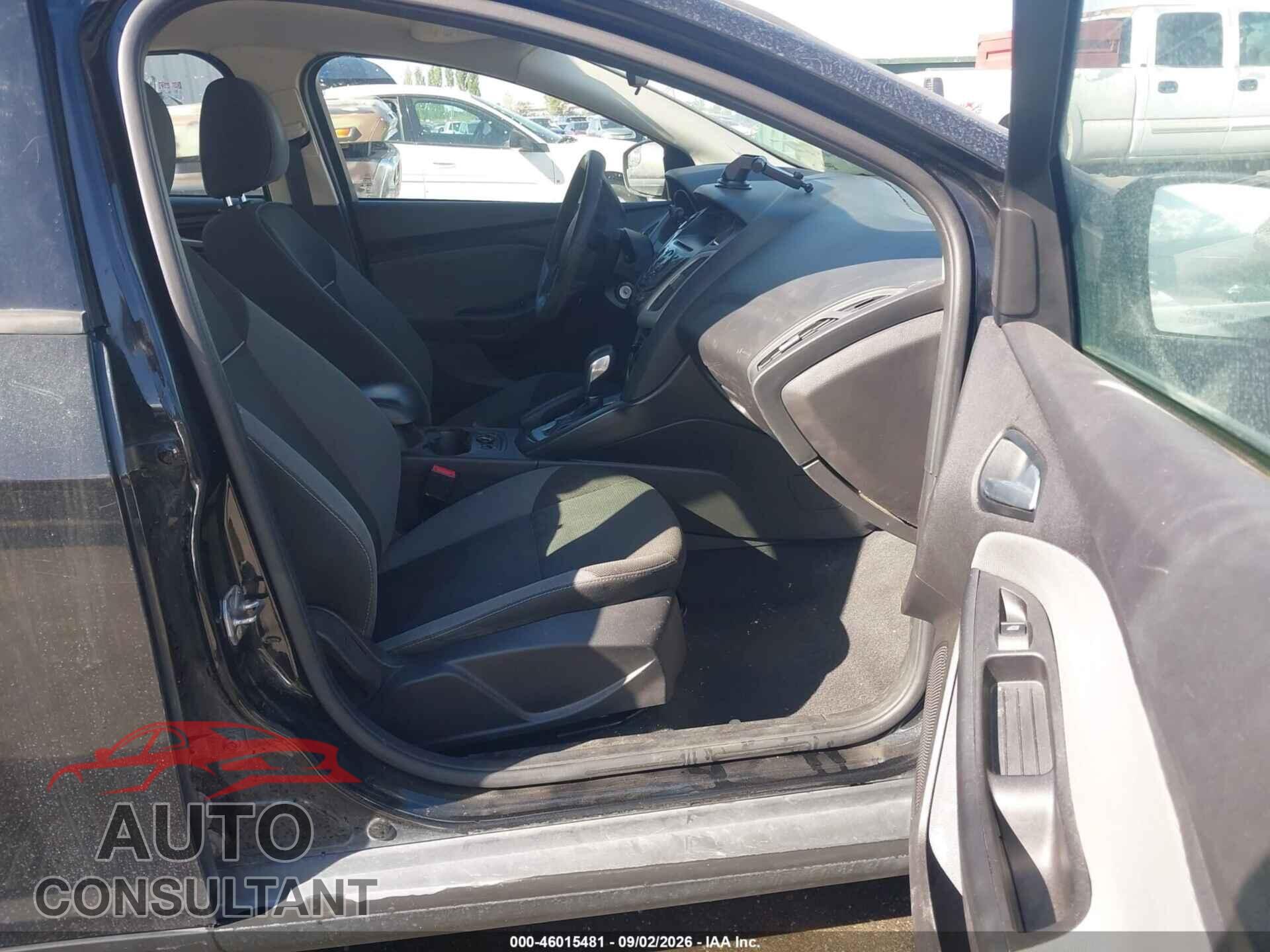 FORD FOCUS 2014 - 1FADP3F27EL450554