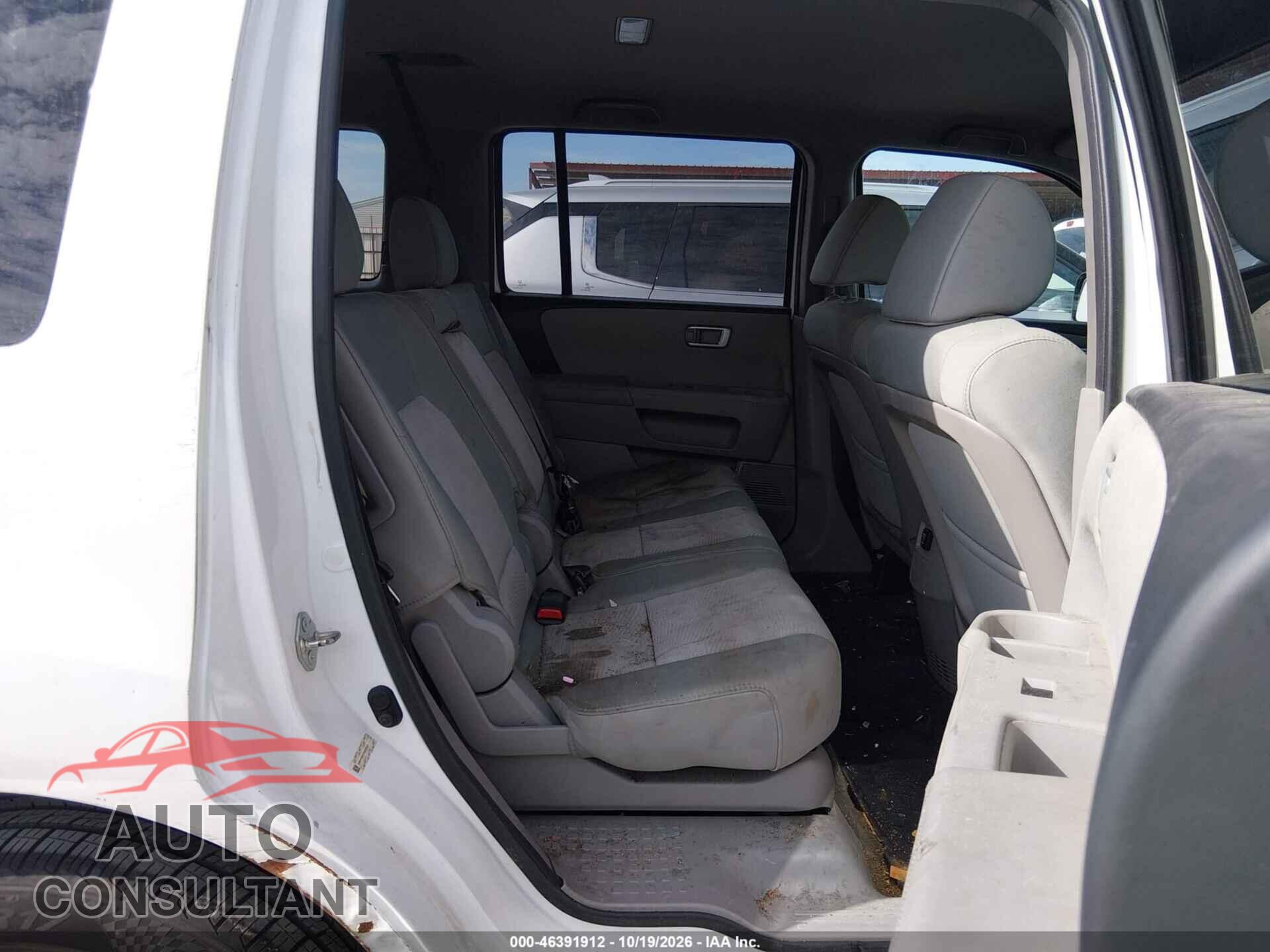 HONDA PILOT 2015 - 5FNYF3H22FB028563