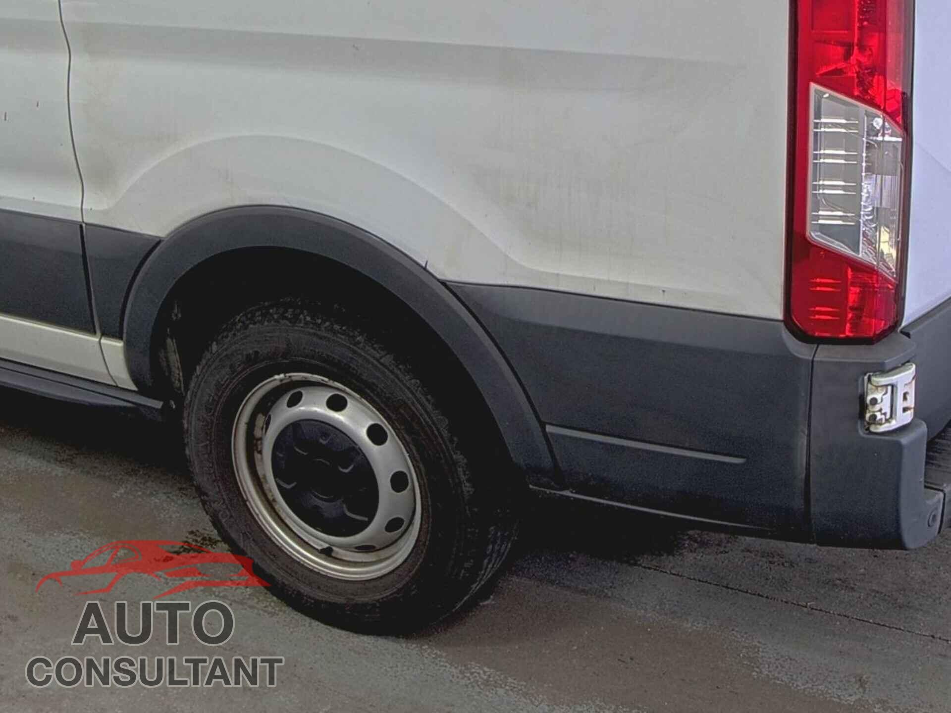 FORD TRANSIT-150 2016 - 1FTYE1YM9GKB15616