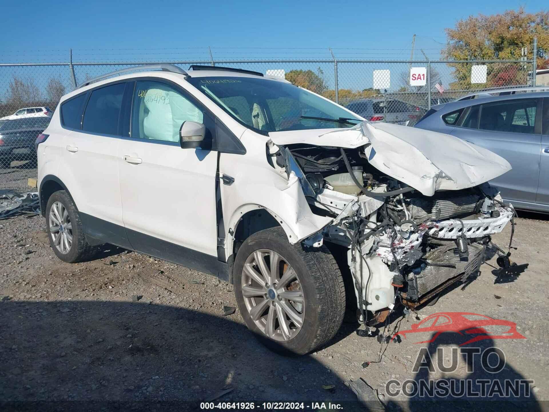 FORD ESCAPE 2017 - 1FMCU9JD2HUE82848