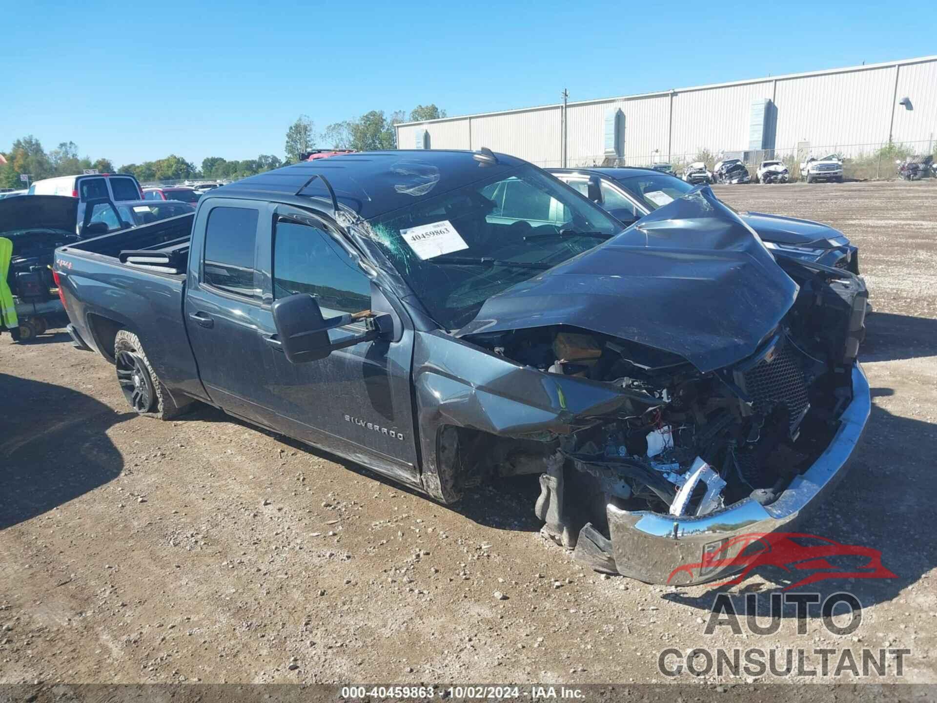 CHEVROLET SILVERADO 1500 2018 - 1GCVKREH4JZ112428