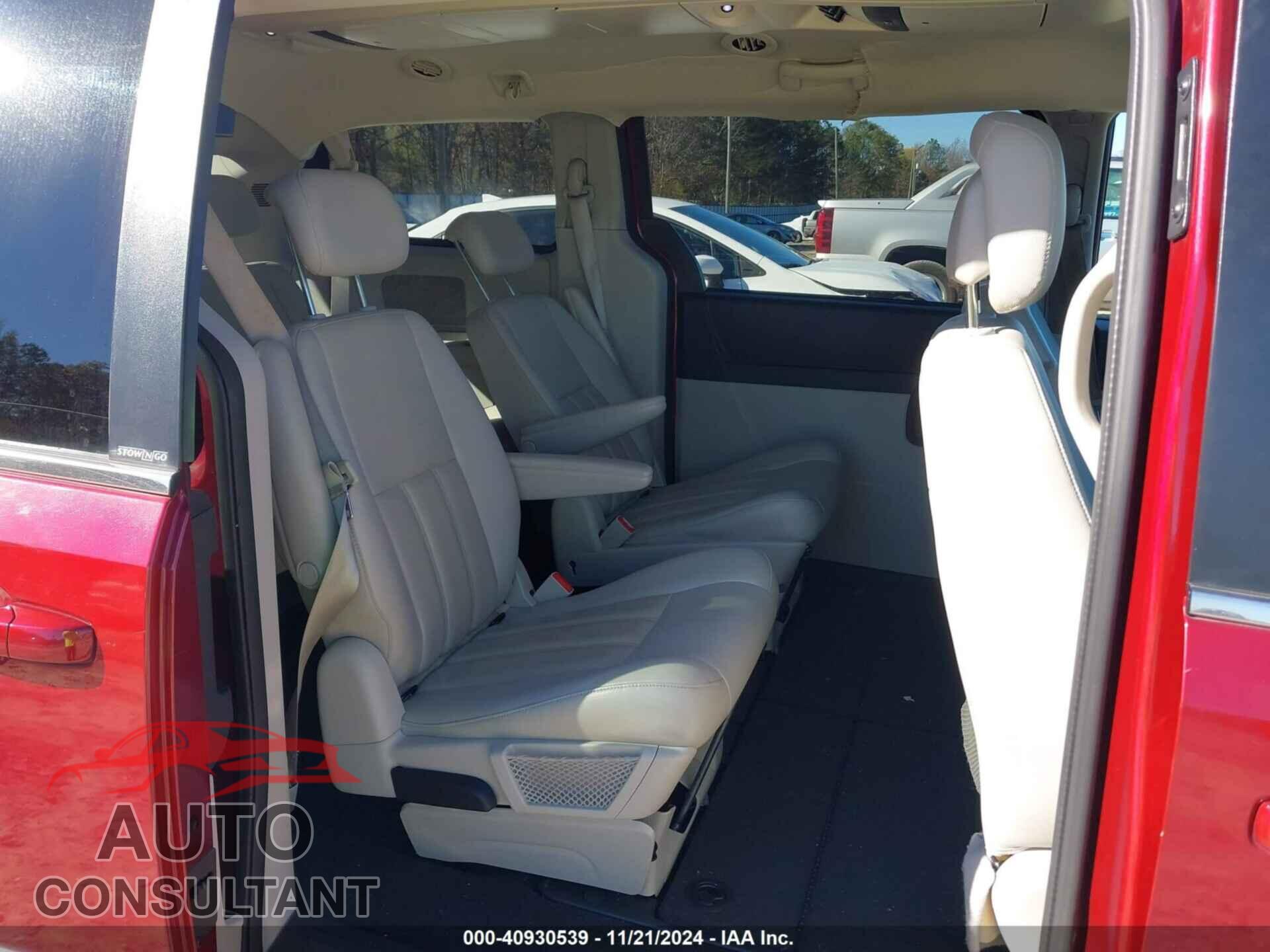 DODGE GRAND CARAVAN 2010 - 2D4RN5DX2AR355100
