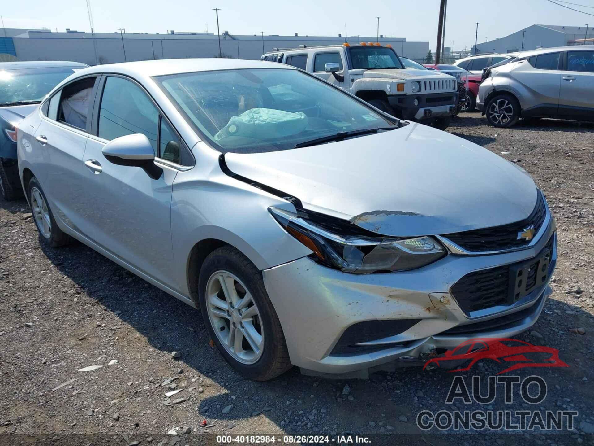 CHEVROLET CRUZE 2018 - 1G1BE5SM3J7205434