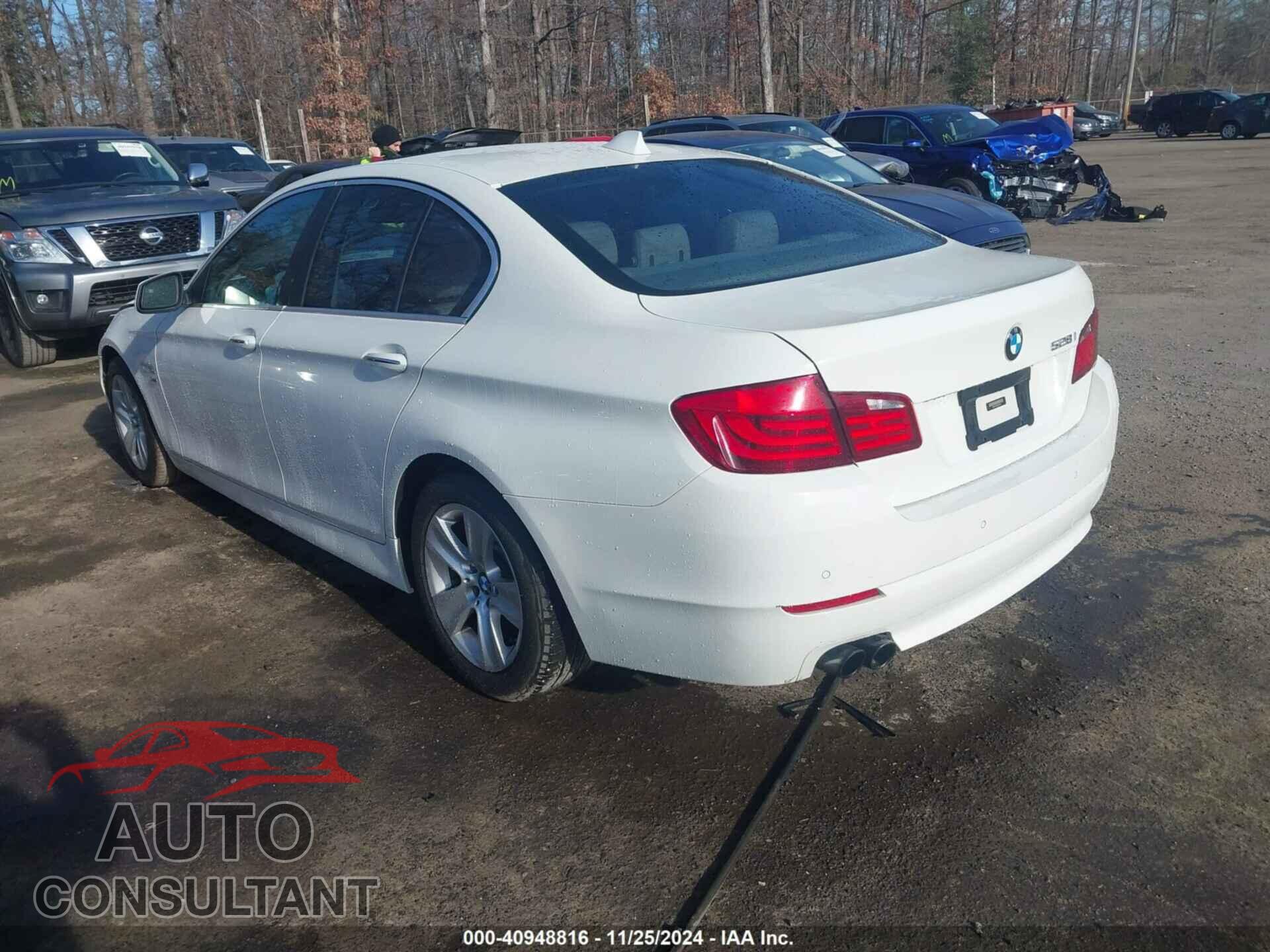 BMW 528I 2012 - WBAXH5C58CDW10024