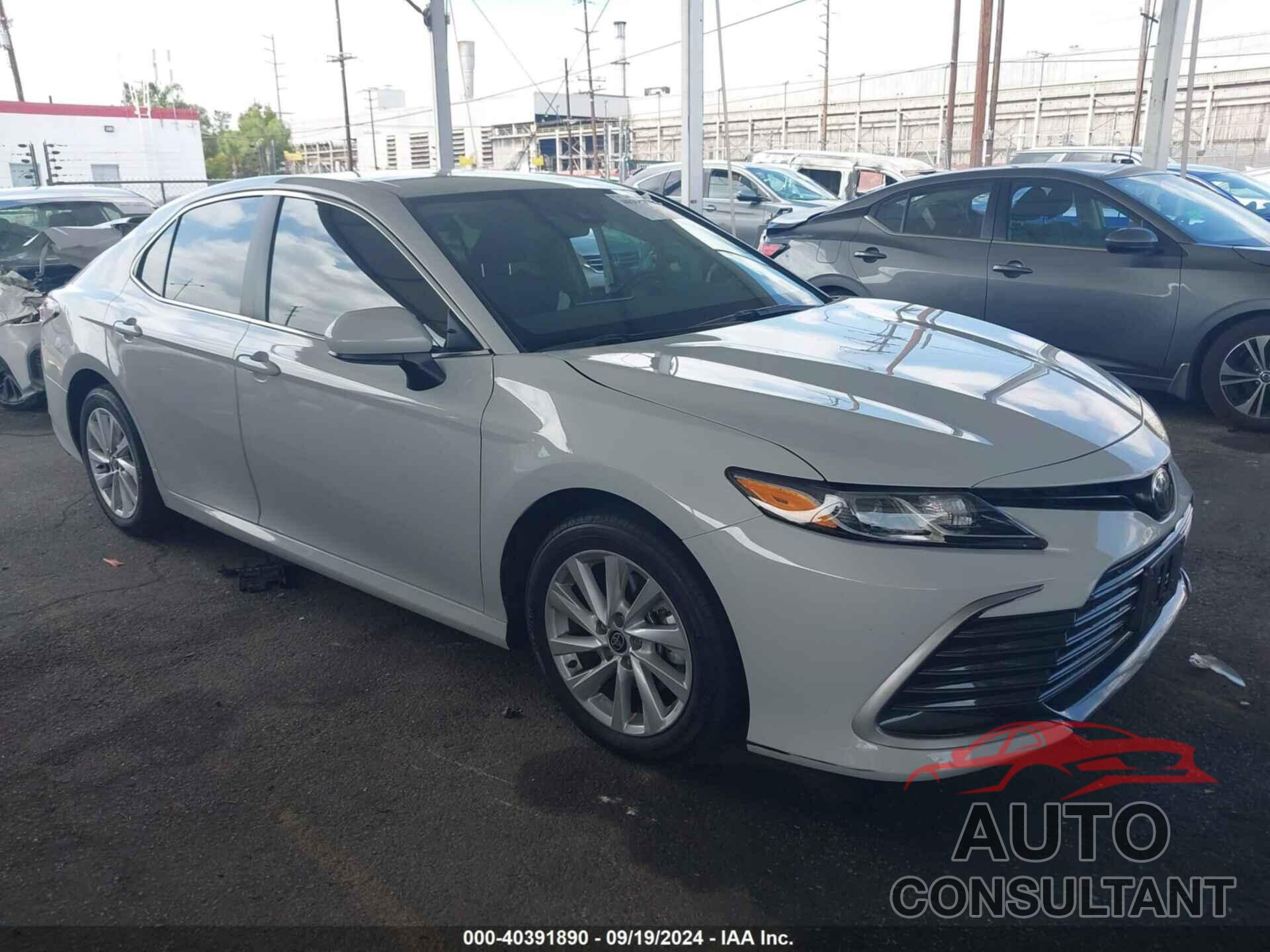 TOYOTA CAMRY 2023 - 4T1C11AK4PU102089