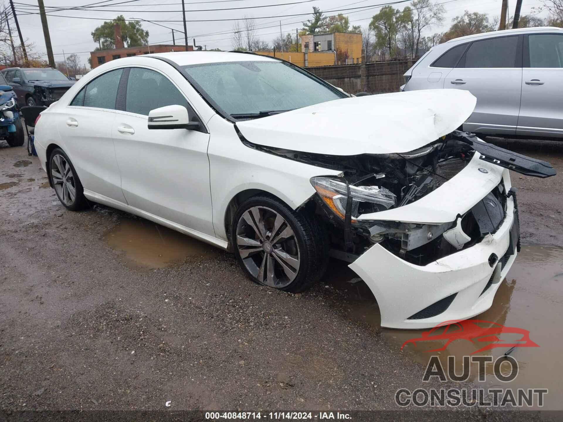MERCEDES-BENZ CLA 250 2014 - WDDSJ4EB8EN157685