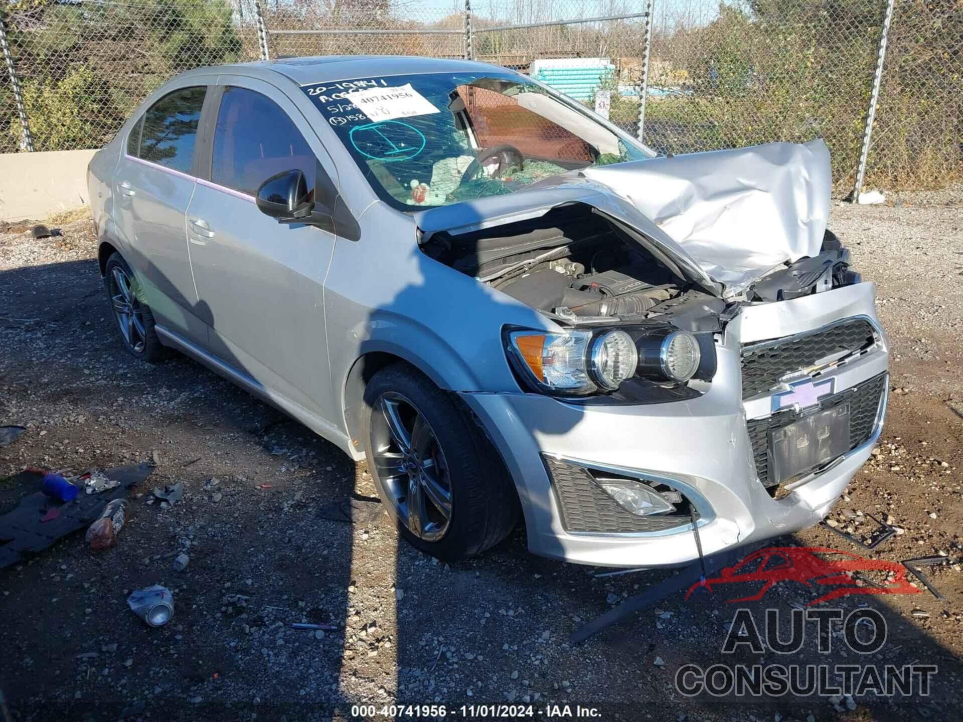CHEVROLET SONIC 2015 - 1G1JG5SB6F4143850