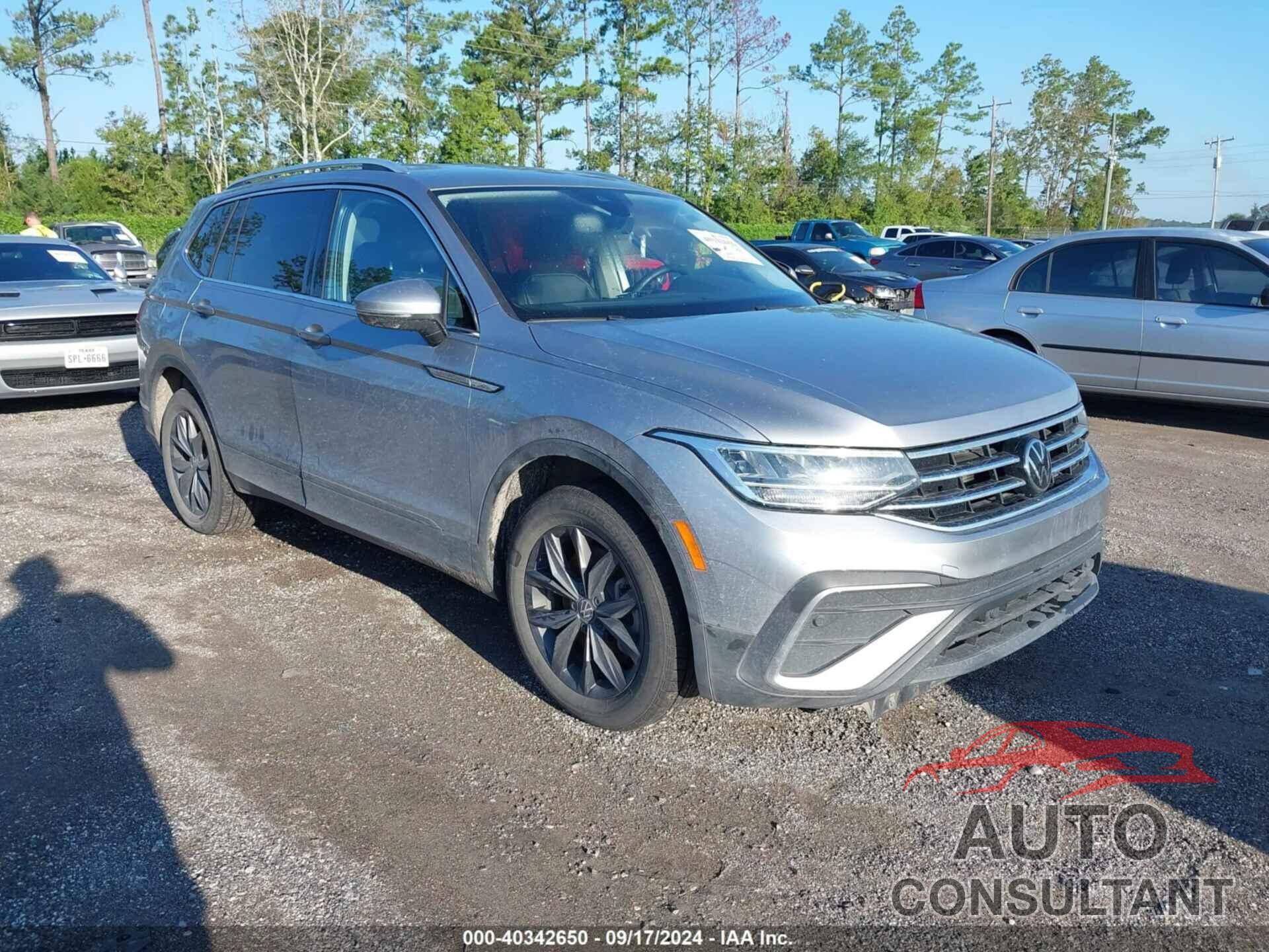 VOLKSWAGEN TIGUAN 2022 - 3VV3B7AX2NM115801