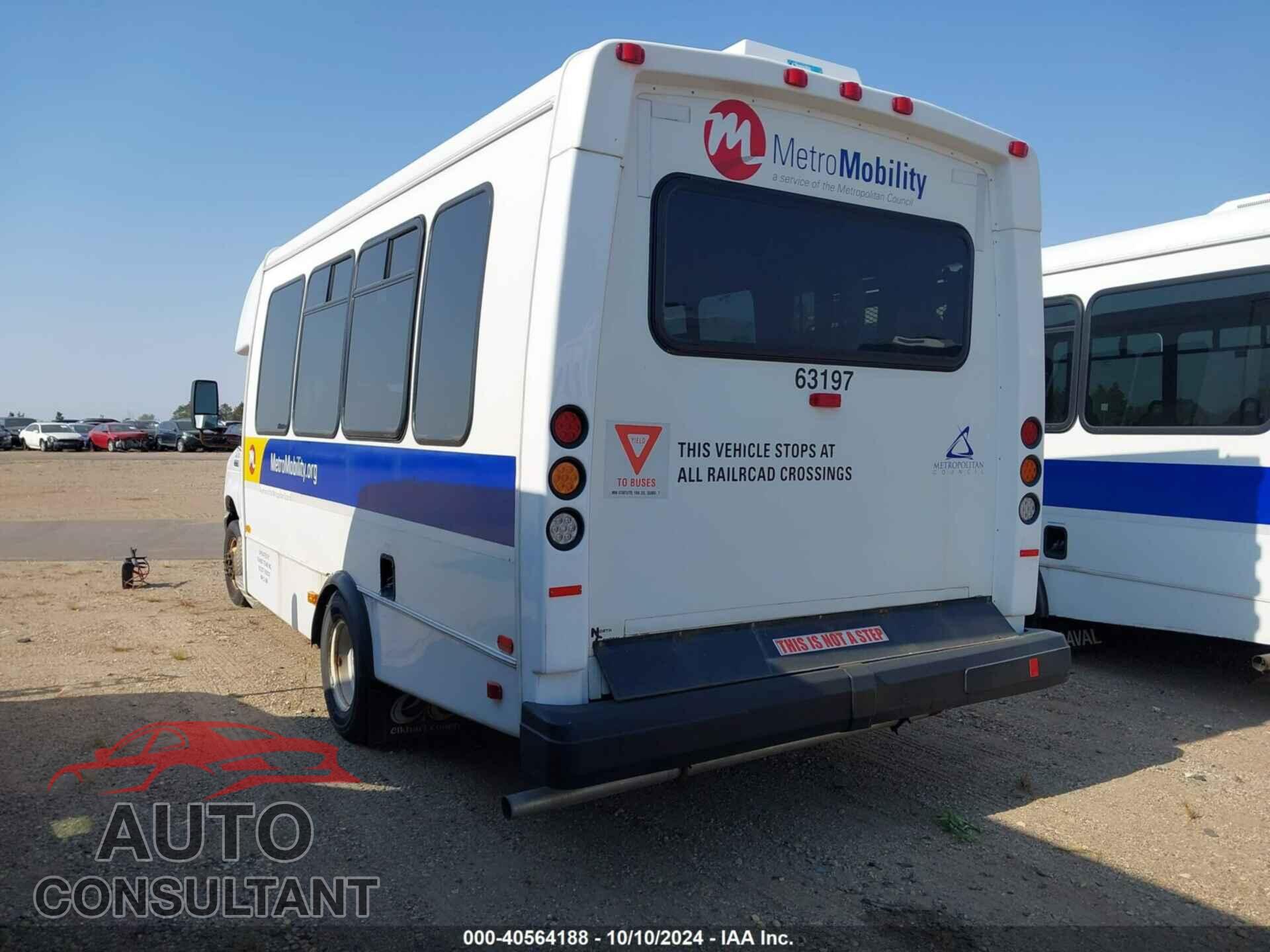 FORD E-450 CUTAWAY 2017 - 1FDFE4FS1HDC36779