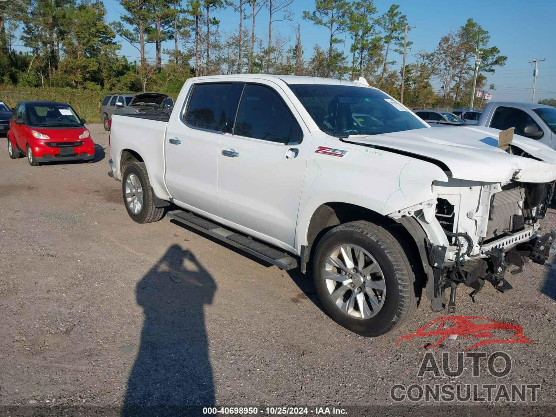 CHEVROLET SILVERADO 1500 2021 - 1GCUYGED5MZ378217