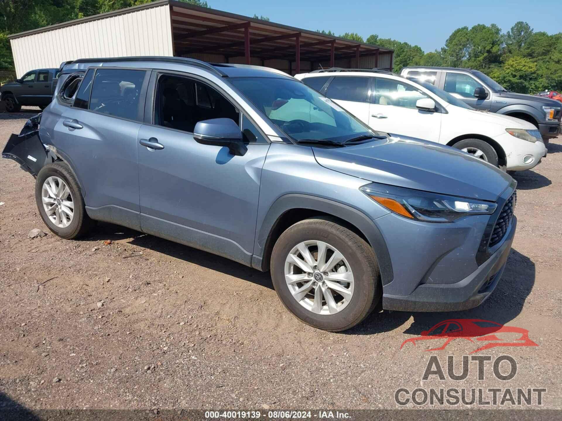 TOYOTA COROLLA CROSS 2023 - 7MUBAAAG2PV047499