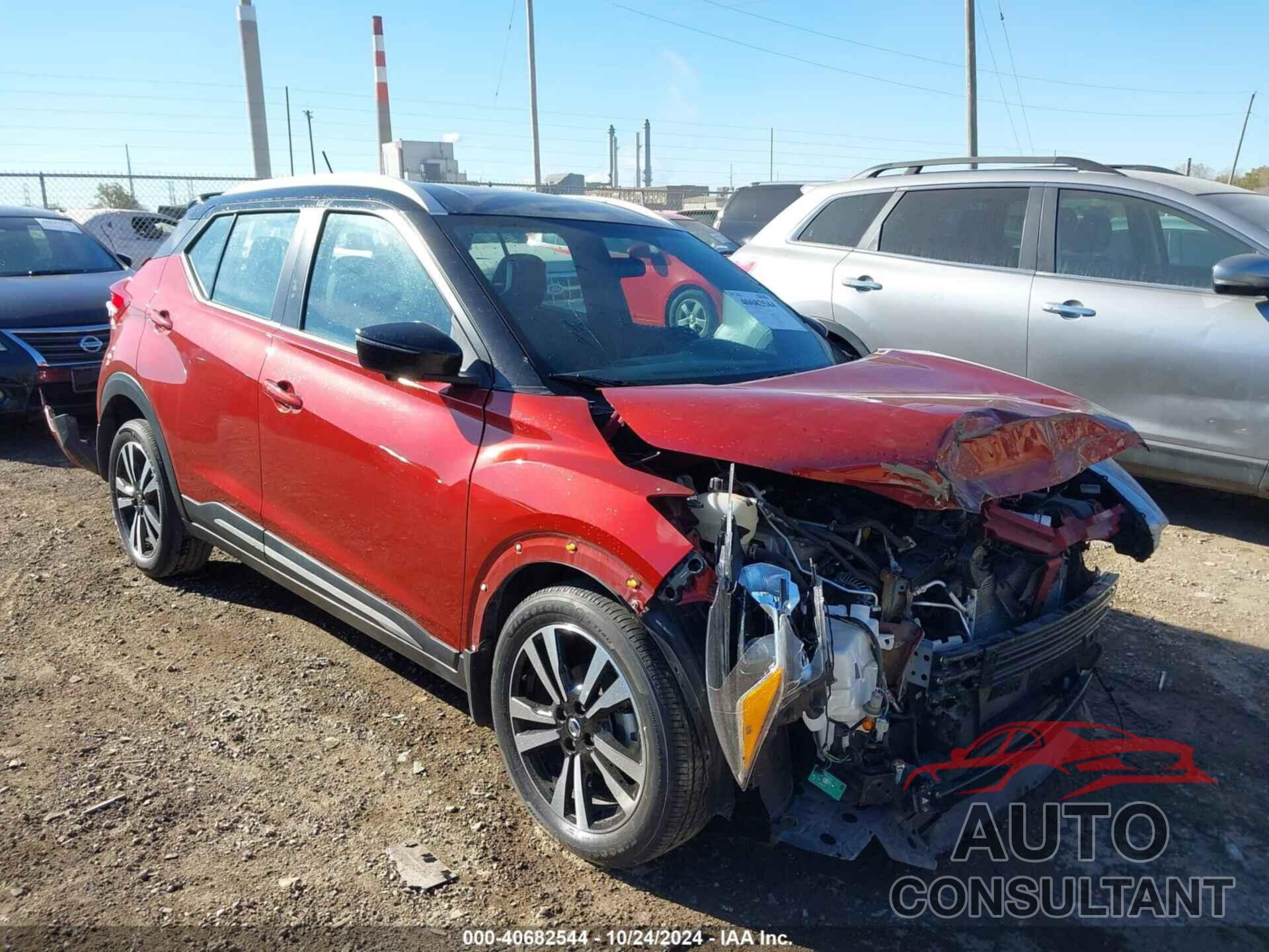 NISSAN KICKS 2018 - 3N1CP5CU8JL515694