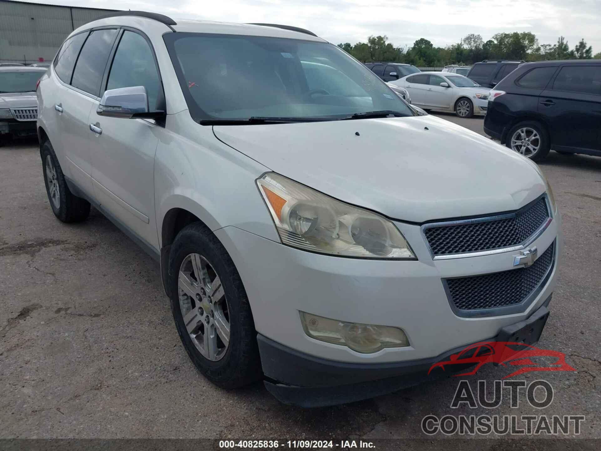 CHEVROLET TRAVERSE 2011 - 1GNKRGED0BJ186923