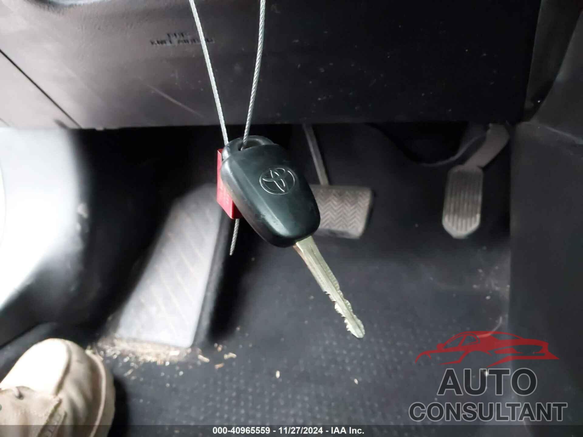 TOYOTA COROLLA 2019 - 5YFBURHE2KP916365