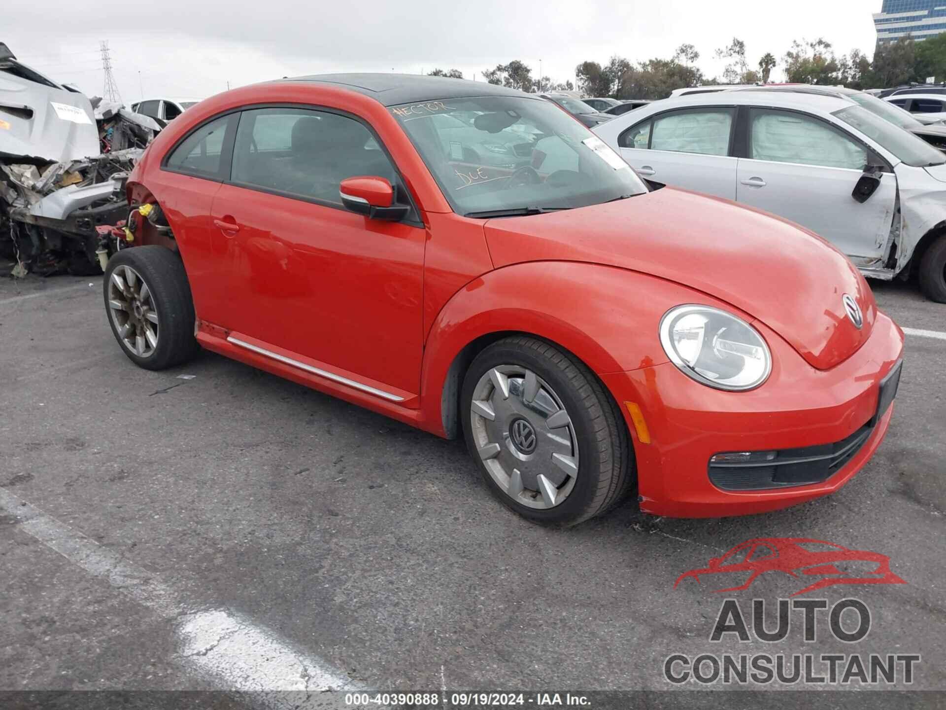 VOLKSWAGEN BEETLE 2016 - 3VWJ17ATXGM619163