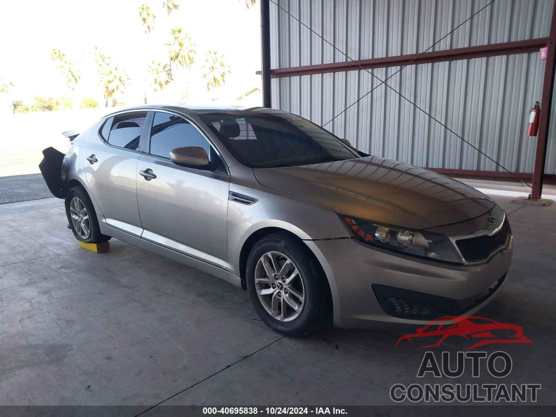 KIA OPTIMA 2011 - KNAGM4A73B5134008