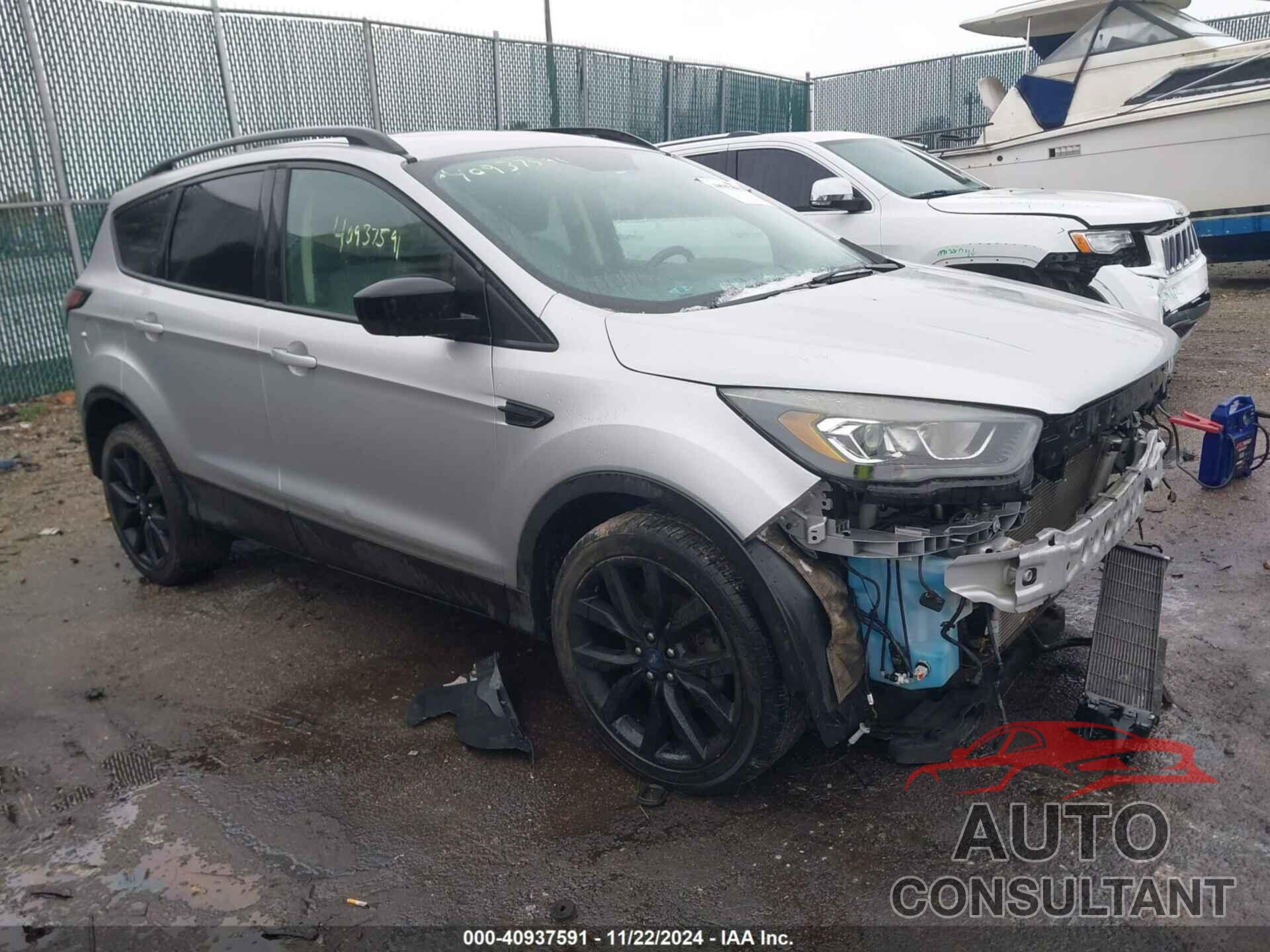 FORD ESCAPE 2017 - 1FMCU0GD3HUE05361