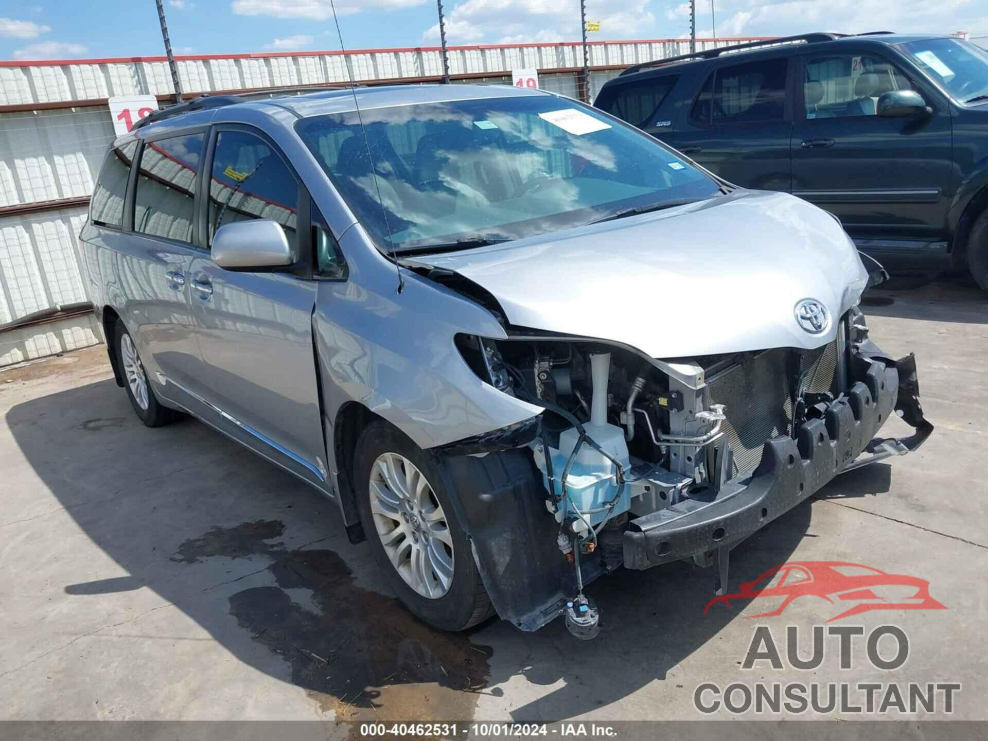 TOYOTA SIENNA 2013 - 5TDYK3DC7DS328912