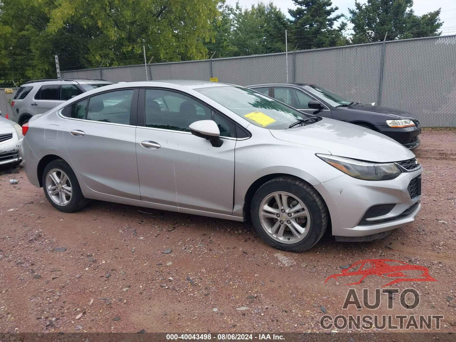 CHEVROLET CRUZE 2018 - 1G1BE5SM4J7169902