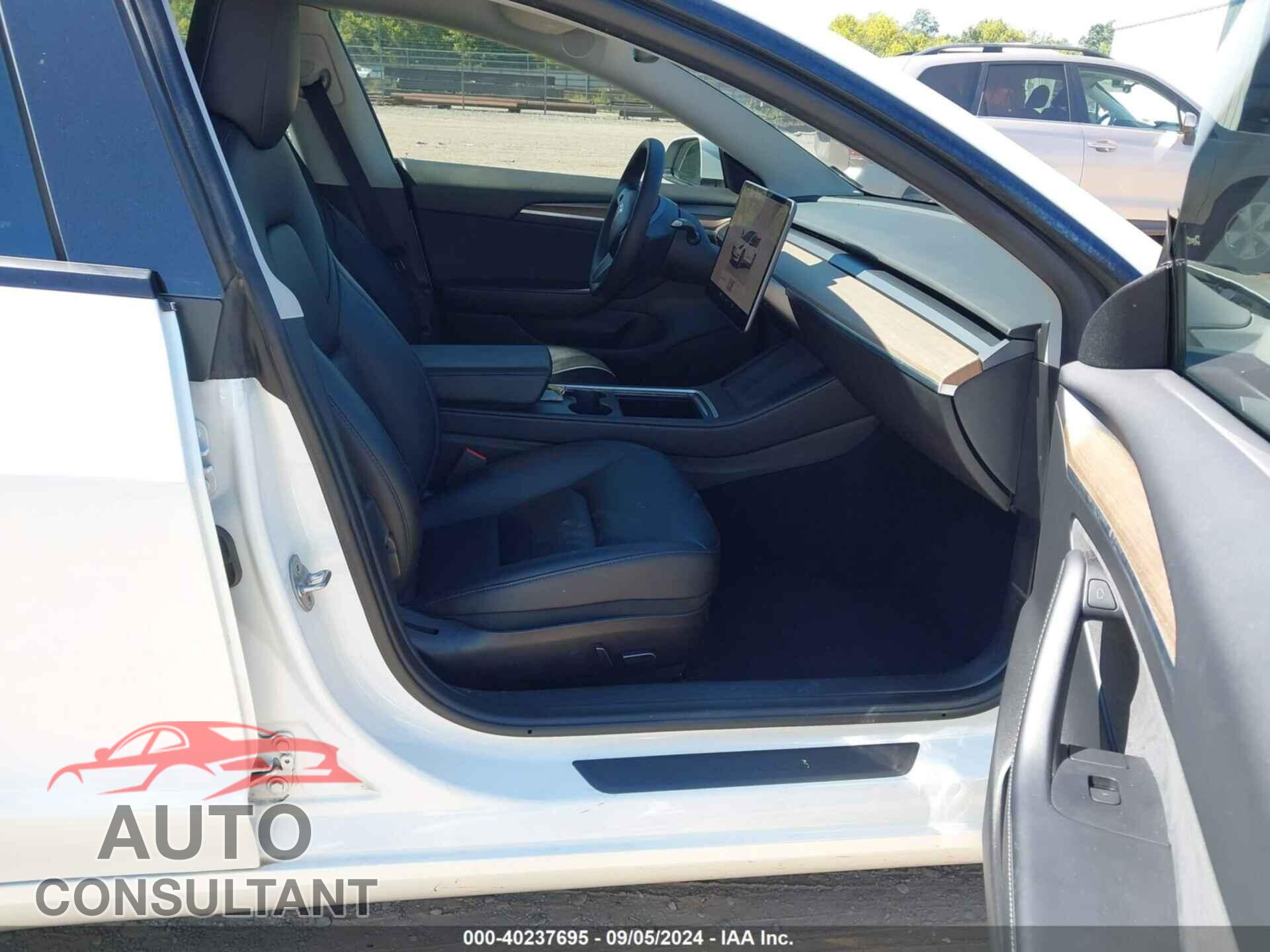 TESLA MODEL 3 2022 - 5YJ3E1EB0NF186548