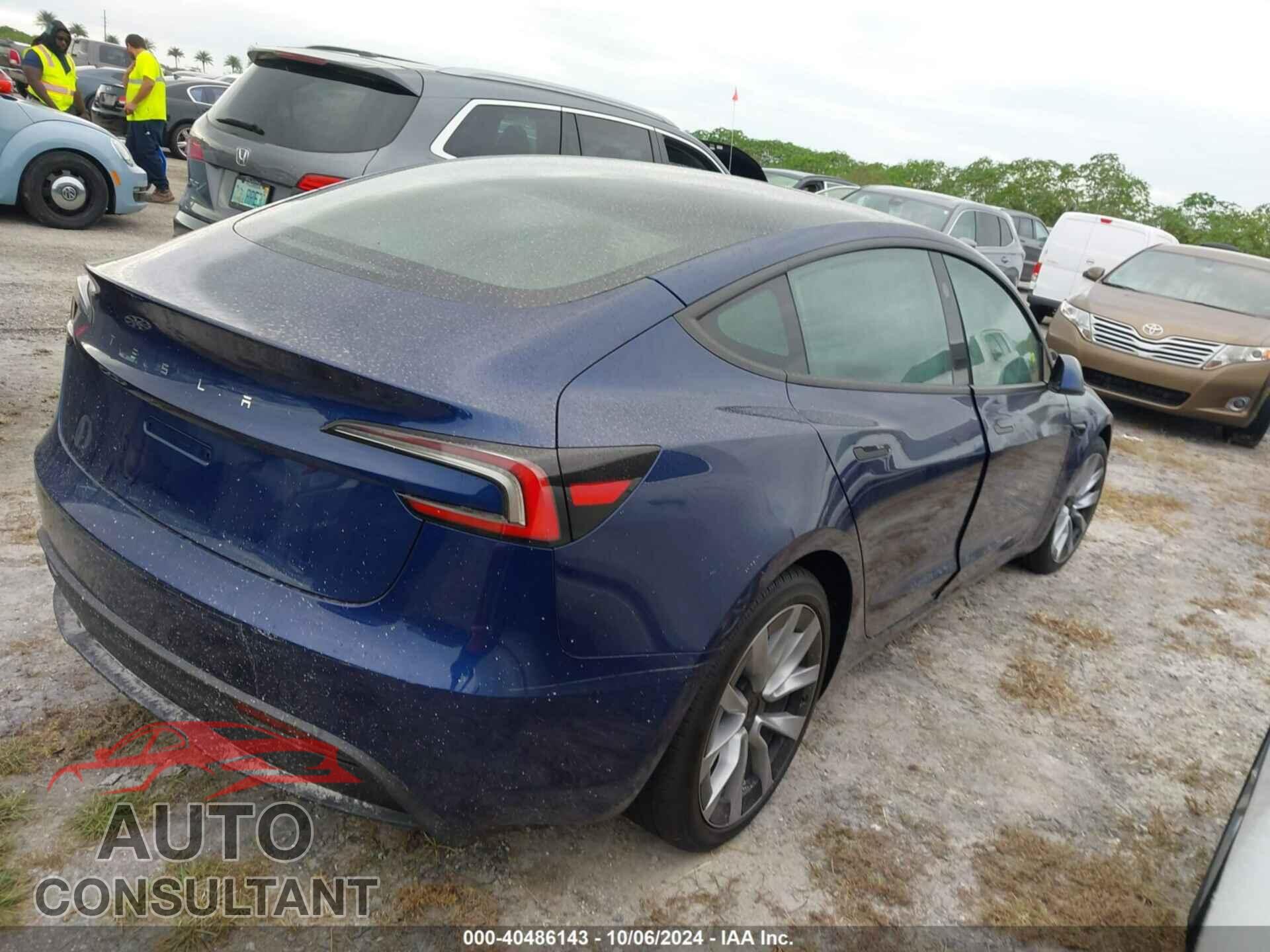 TESLA MODEL 3 2024 - 5YJ3E1EA3RF766079