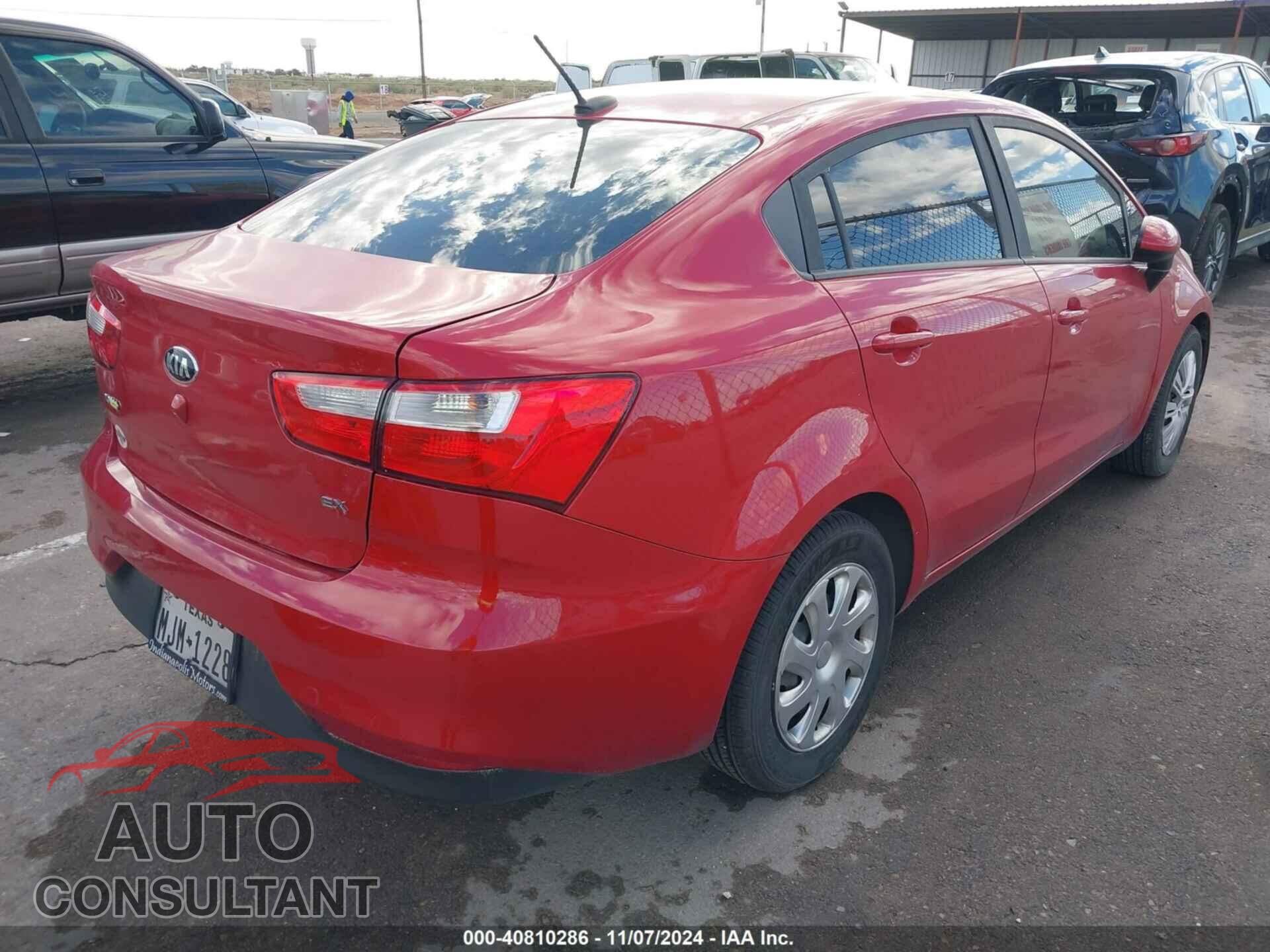 KIA RIO 2017 - KNADN4A32H6039682
