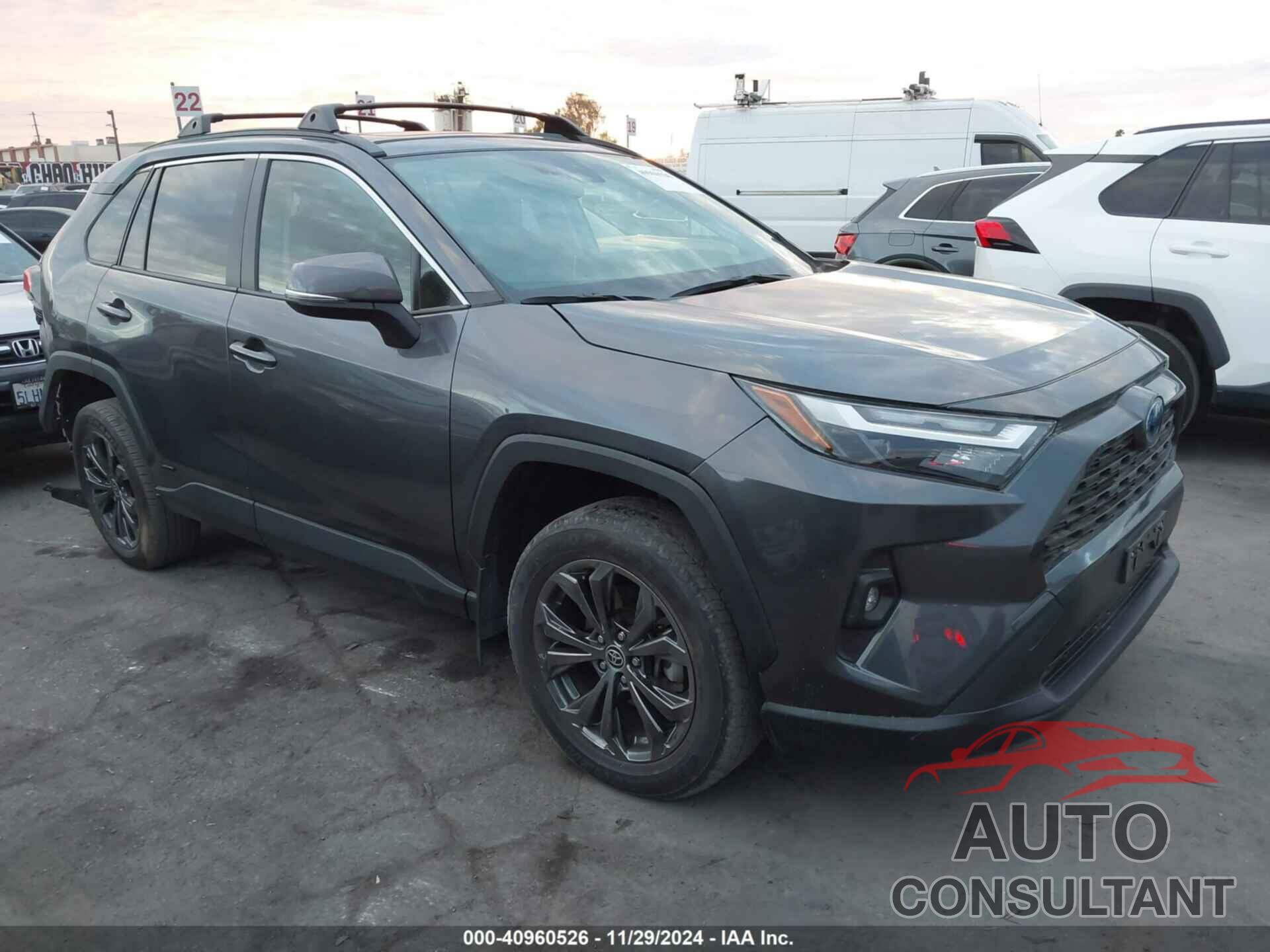 TOYOTA RAV4 HYBRID 2023 - JTMB6RFV4PD103634