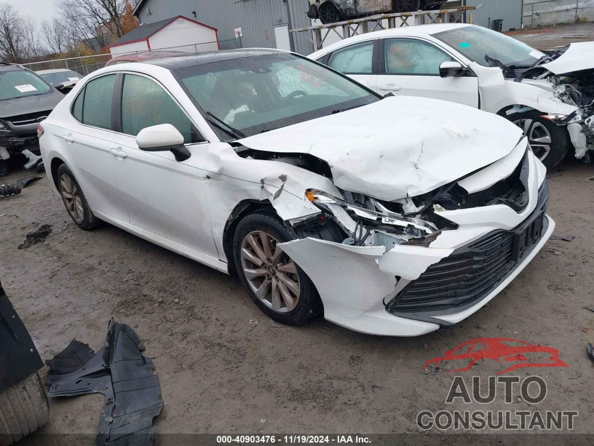 TOYOTA CAMRY 2018 - 4T1B11HKXJU584348