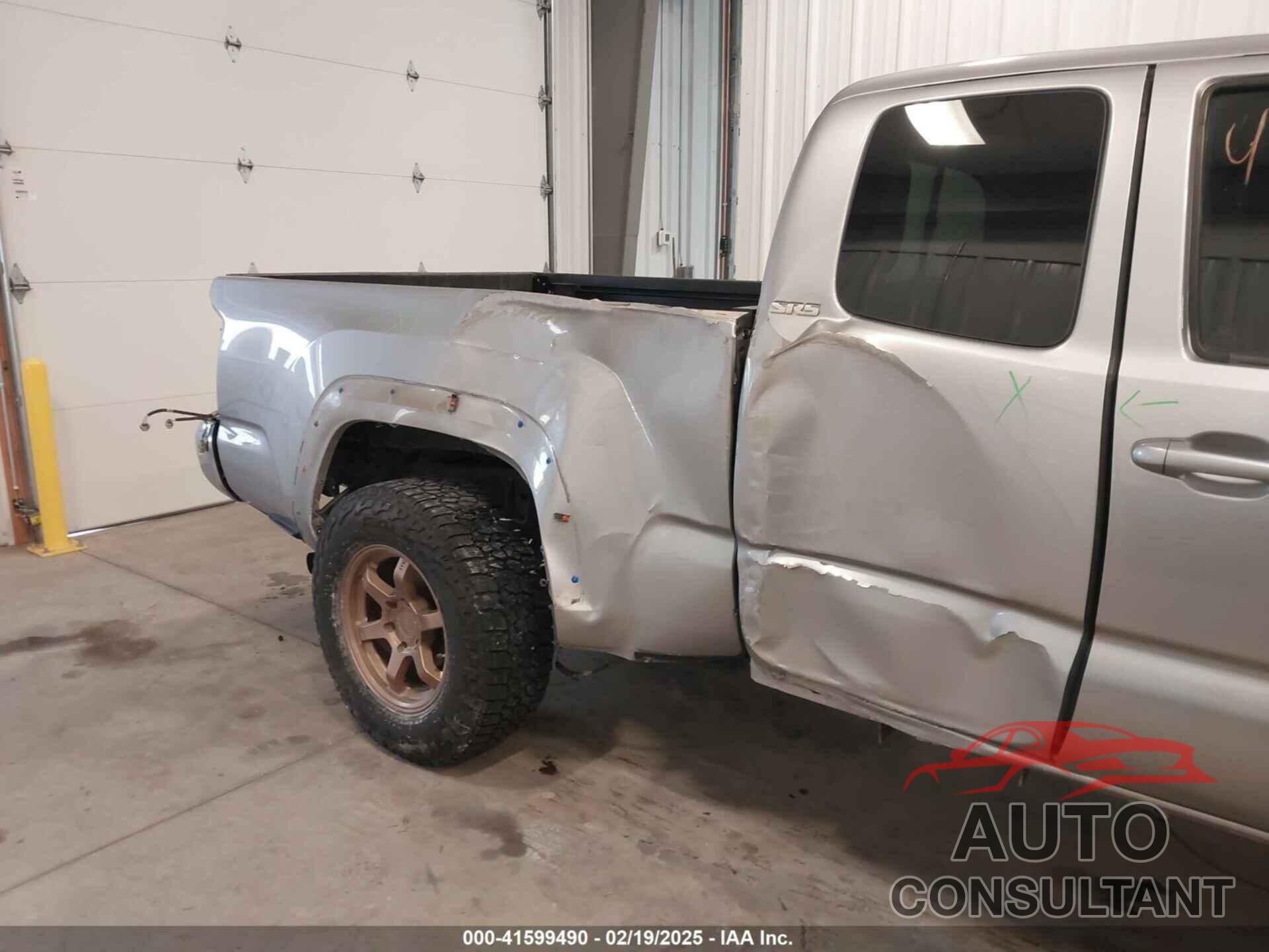 TOYOTA TACOMA 2019 - 5TFSZ5AN2KX170862