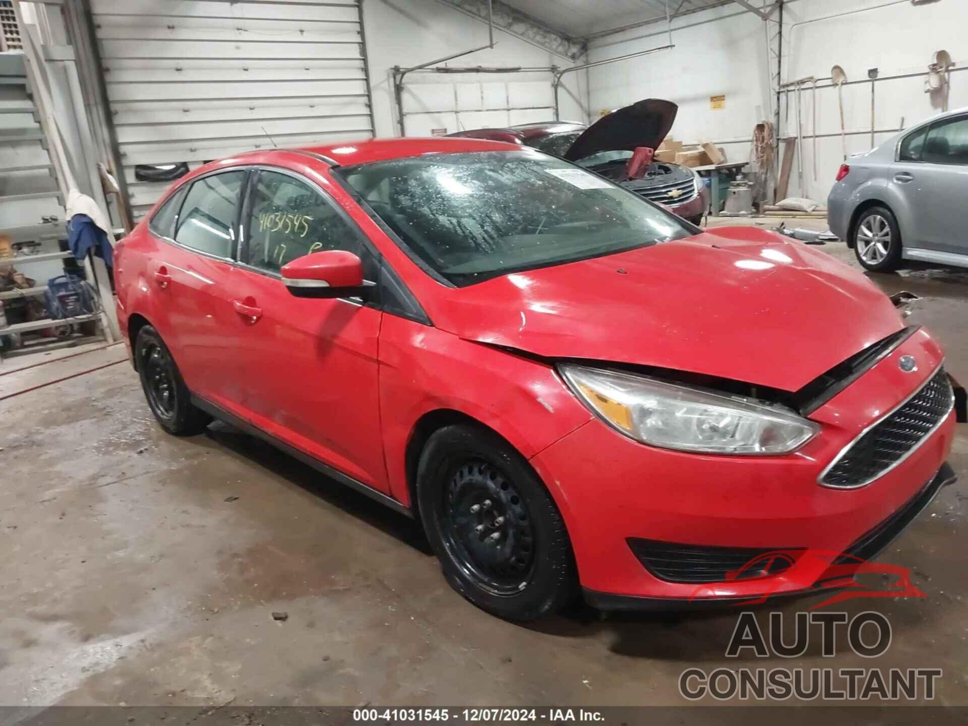 FORD FOCUS 2017 - 1FADP3F28HL340021