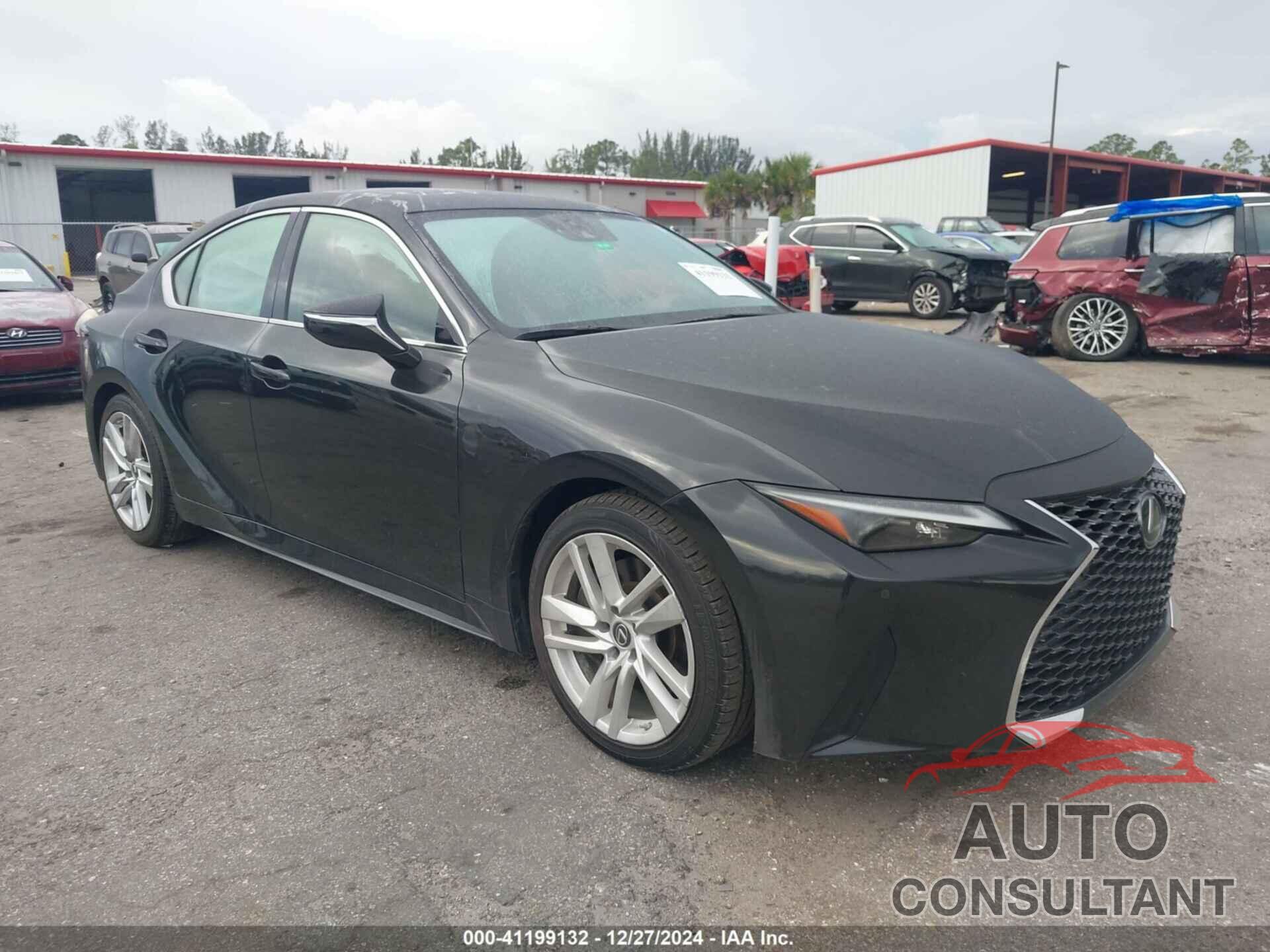 LEXUS IS 300 2021 - JTHCA1D26M5110330