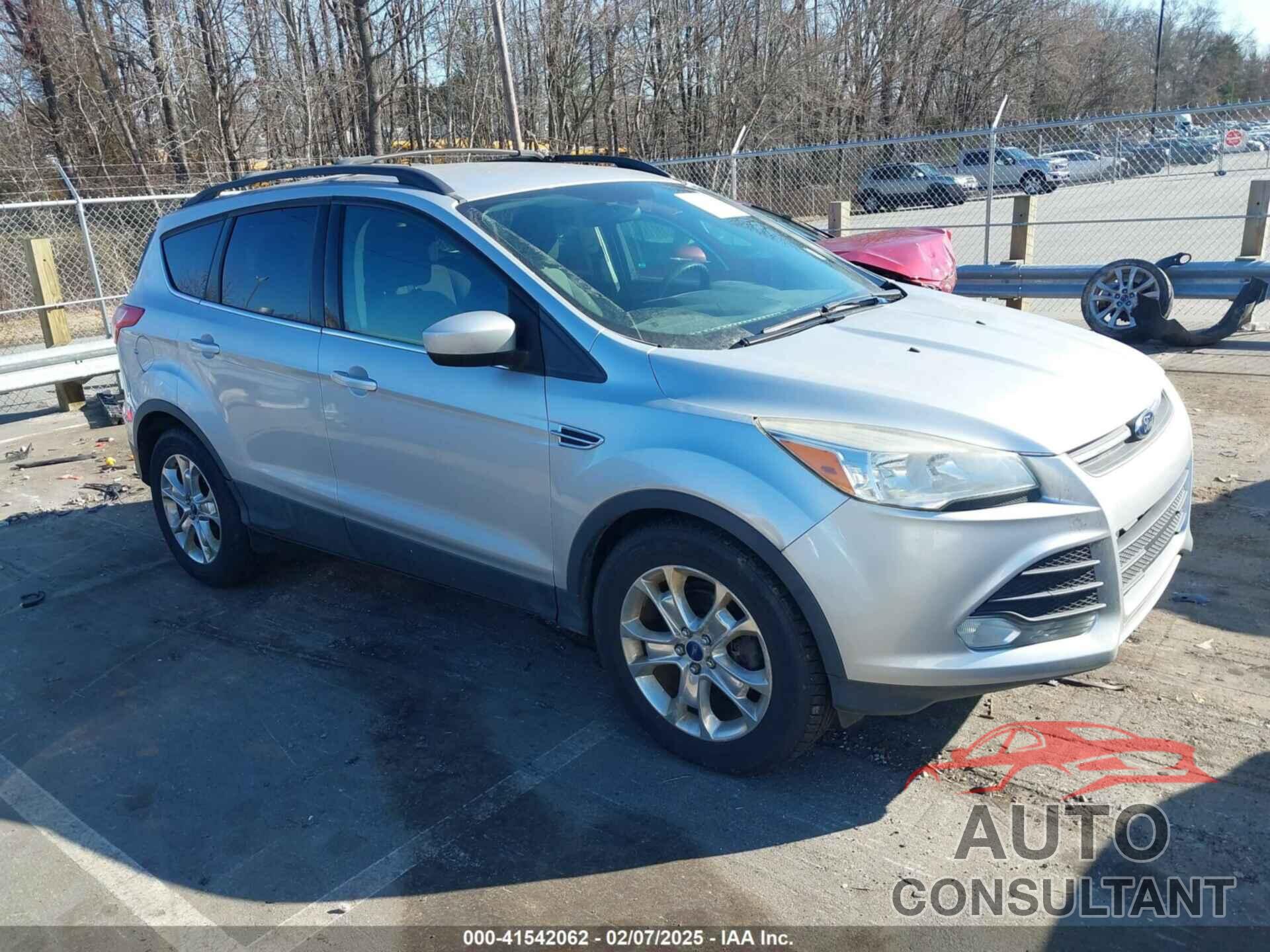 FORD ESCAPE 2013 - 1FMCU9G94DUA37704