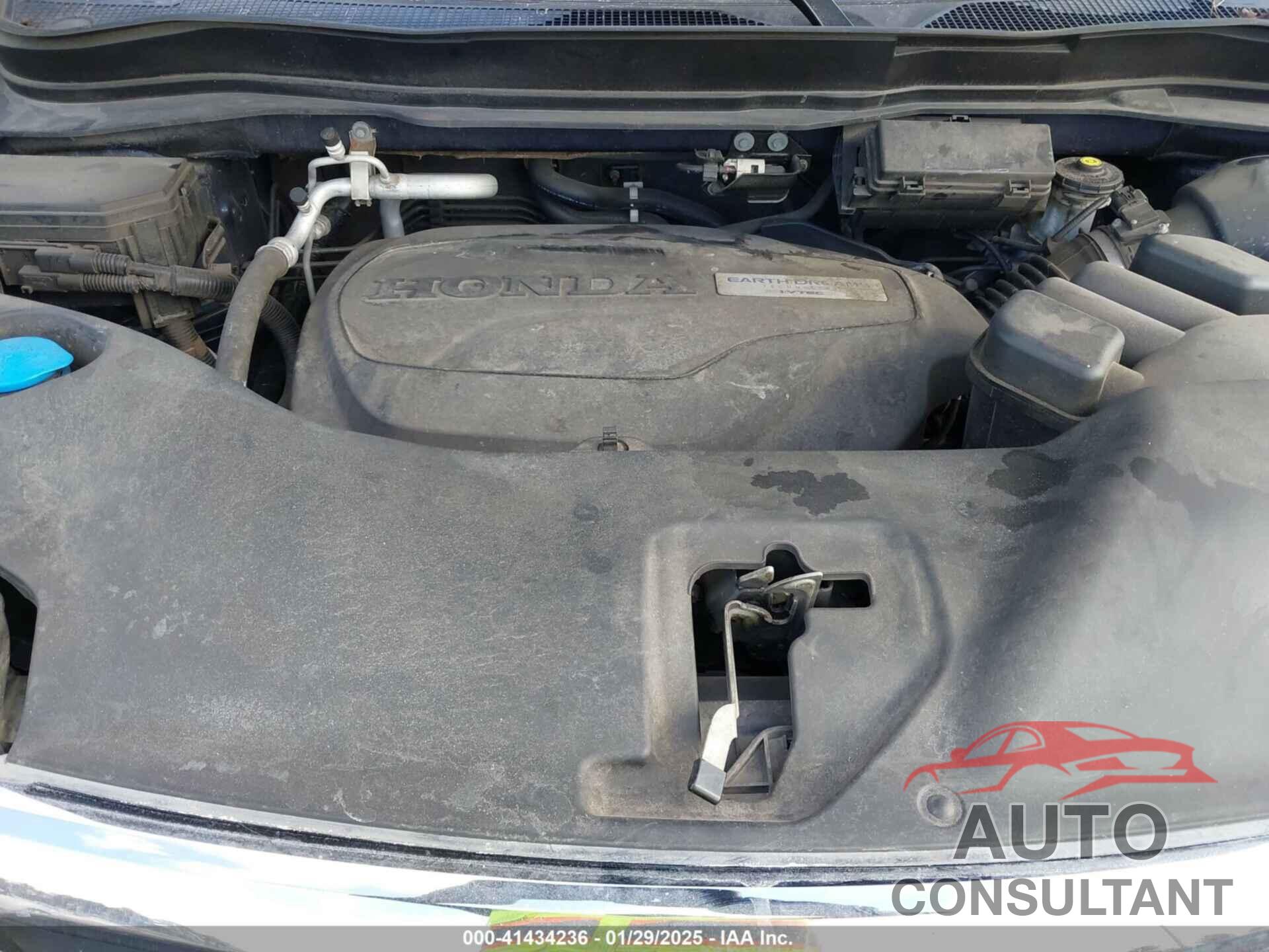 HONDA PILOT 2016 - 5FNYF6H55GB050666