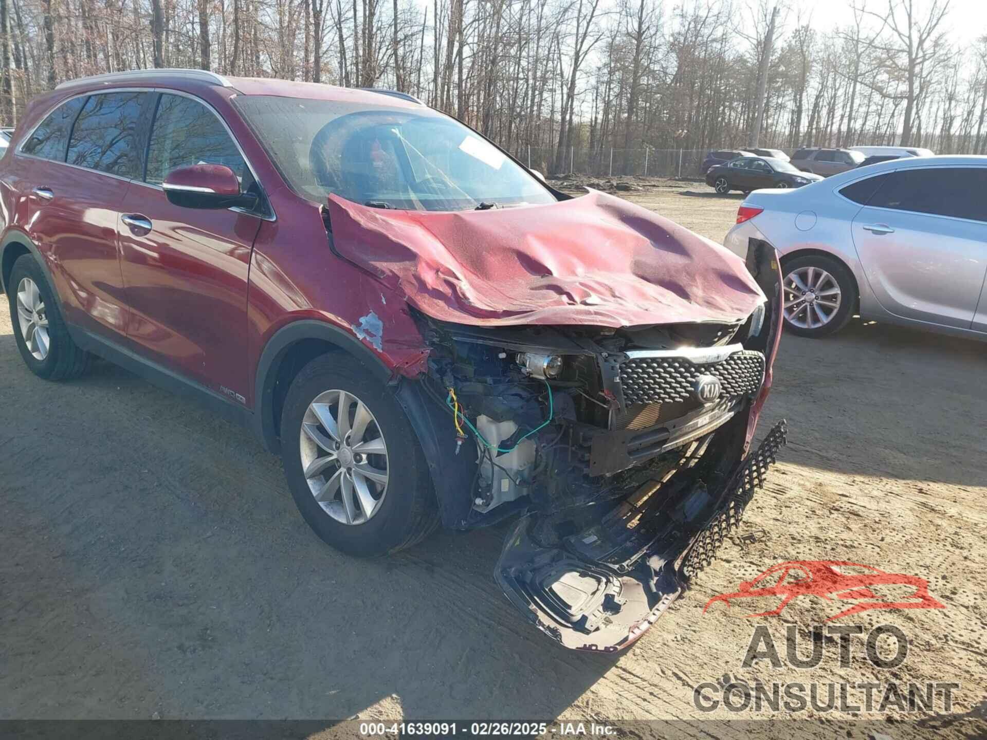 KIA SORENTO 2018 - 5XYPGDA53JG425123
