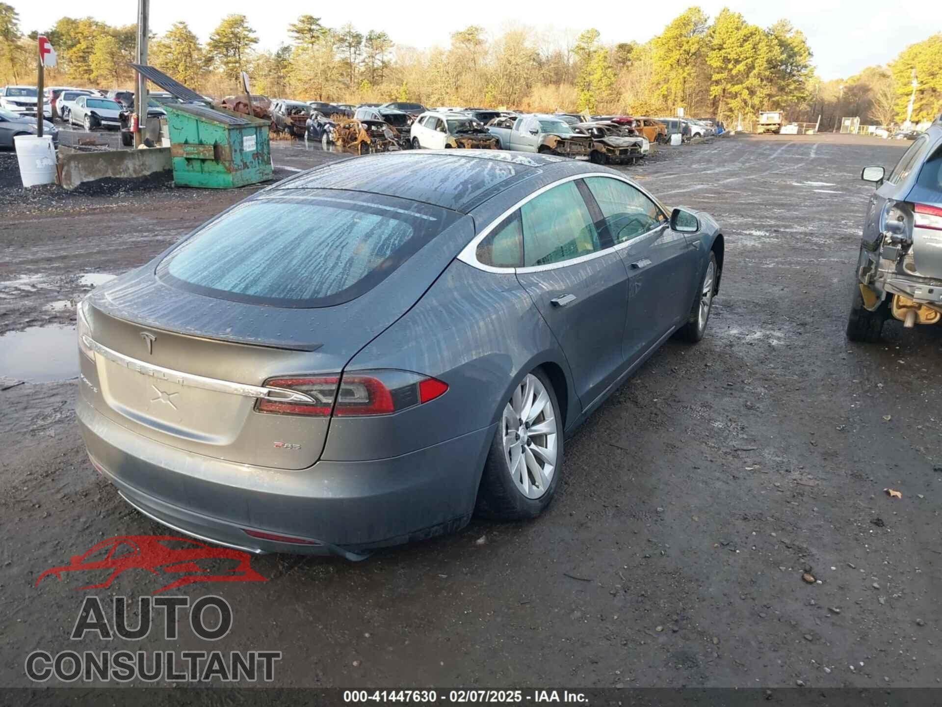 TESLA MODEL S 2013 - 5YJSA1DP3DFP08141