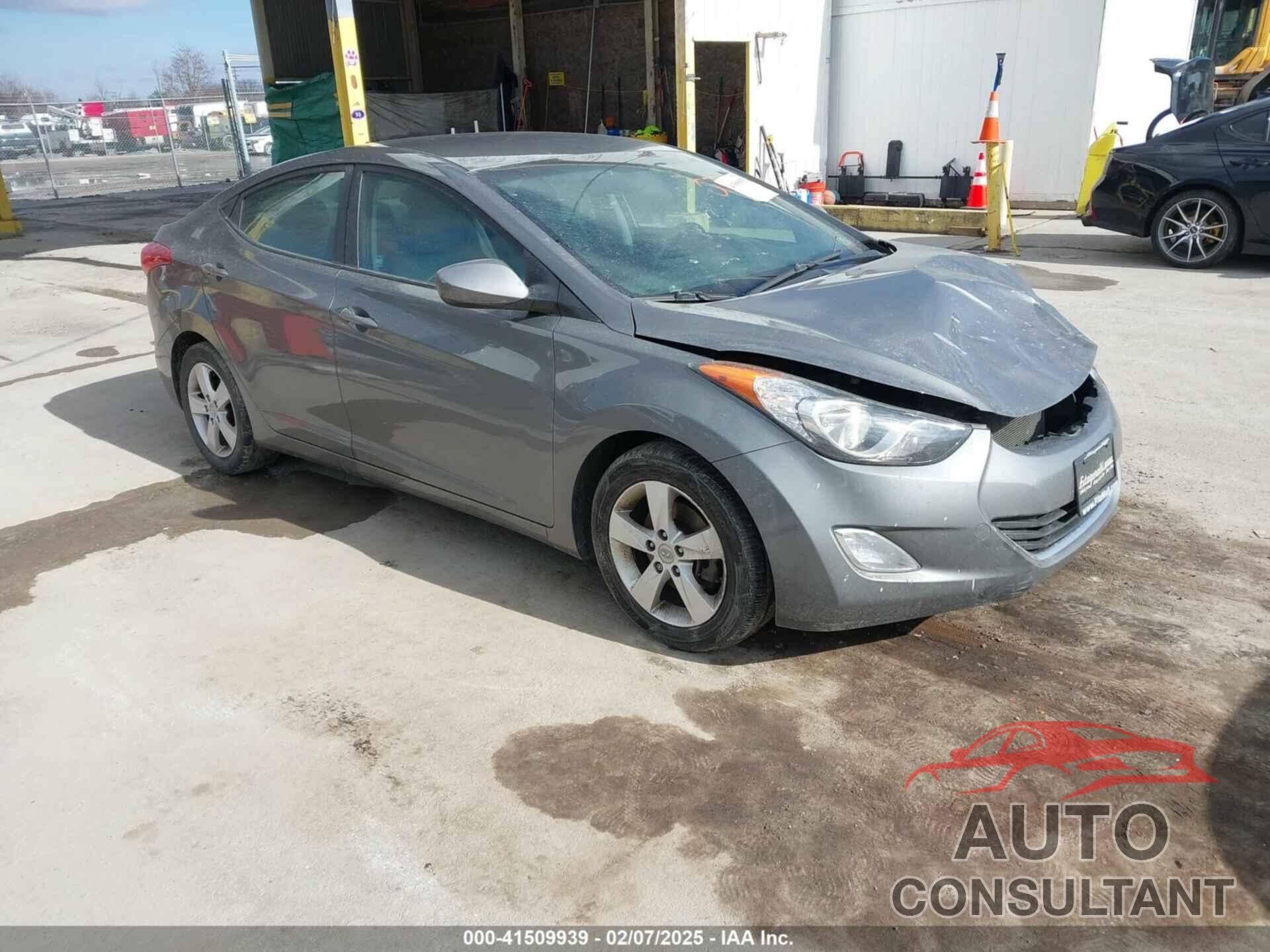 HYUNDAI ELANTRA 2013 - 5NPDH4AE8DH360704