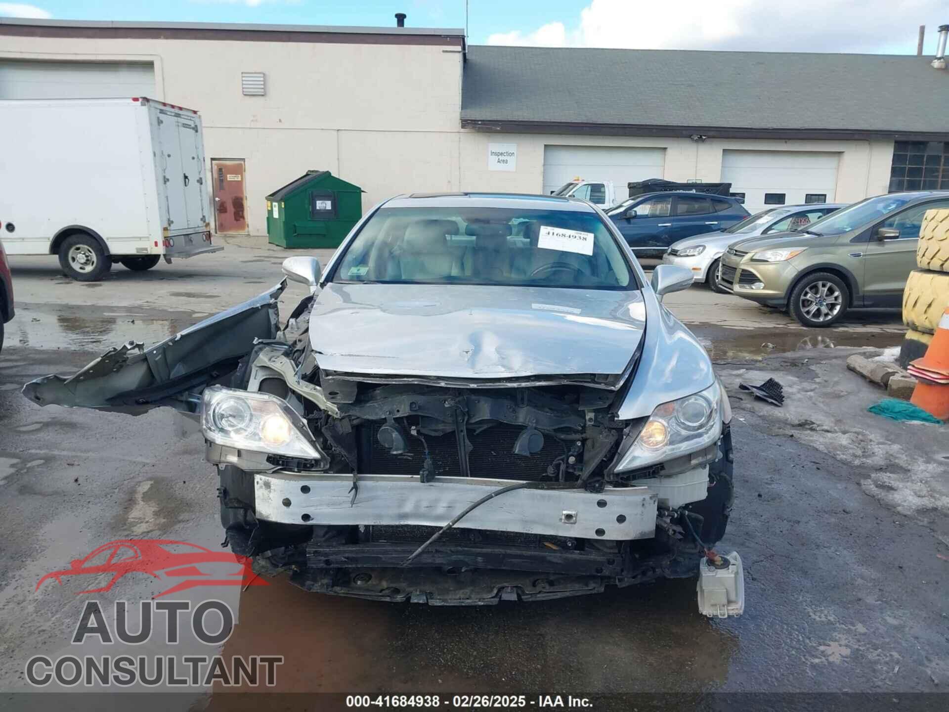 LEXUS LS 460 2011 - JTHCL5EF1B5010667