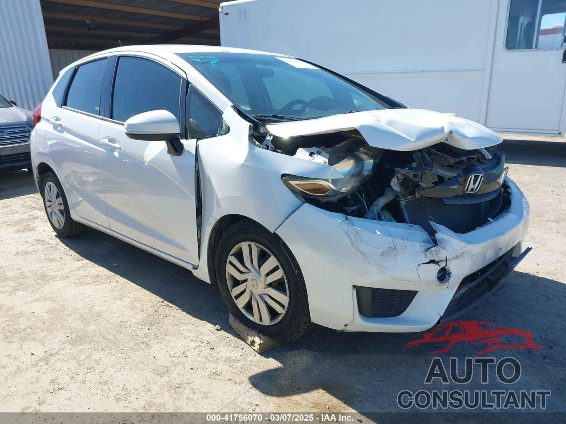 HONDA FIT 2016 - 3HGGK5H57GM701603