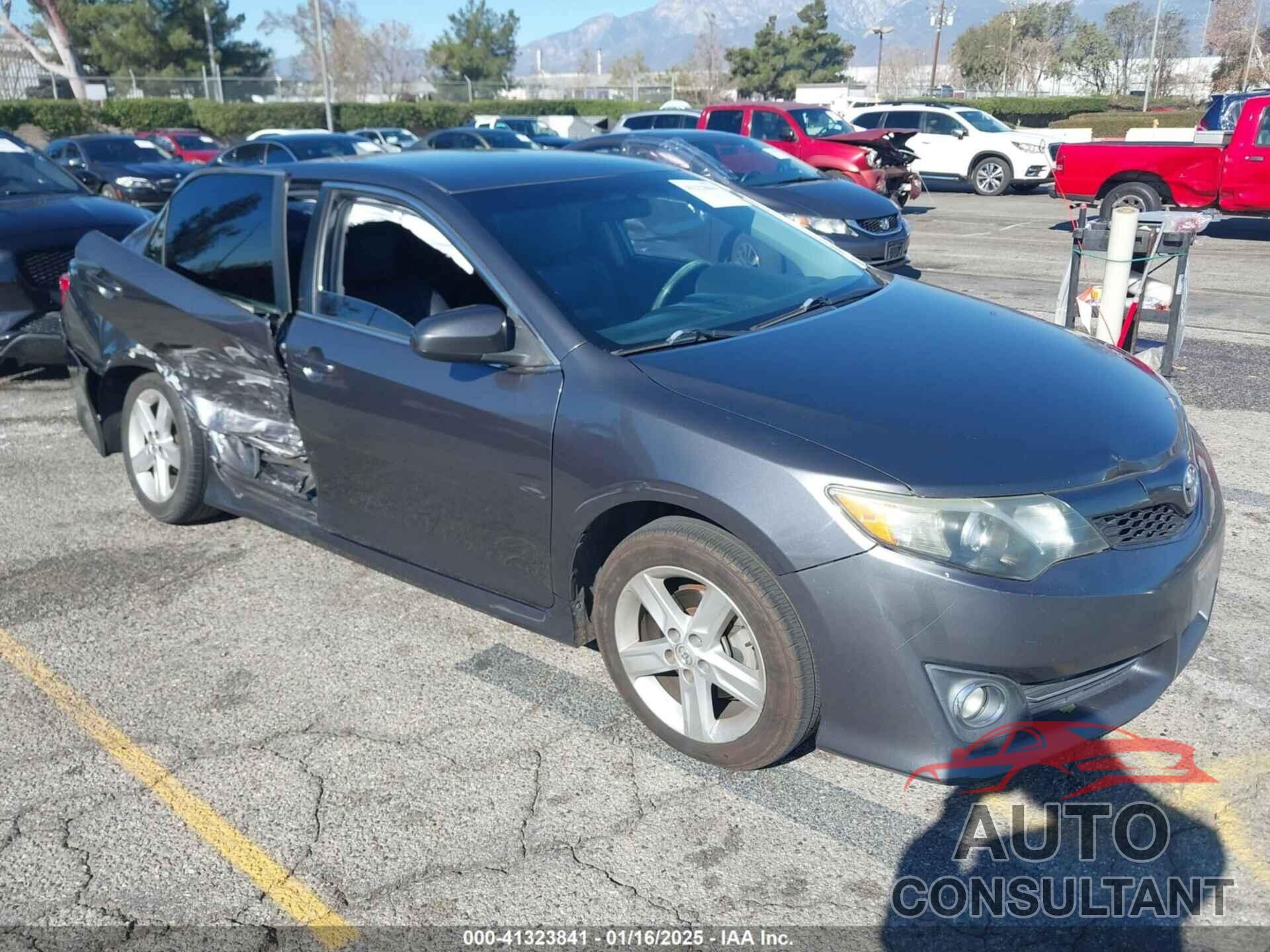 TOYOTA CAMRY 2014 - 4T1BF1FK3EU472940