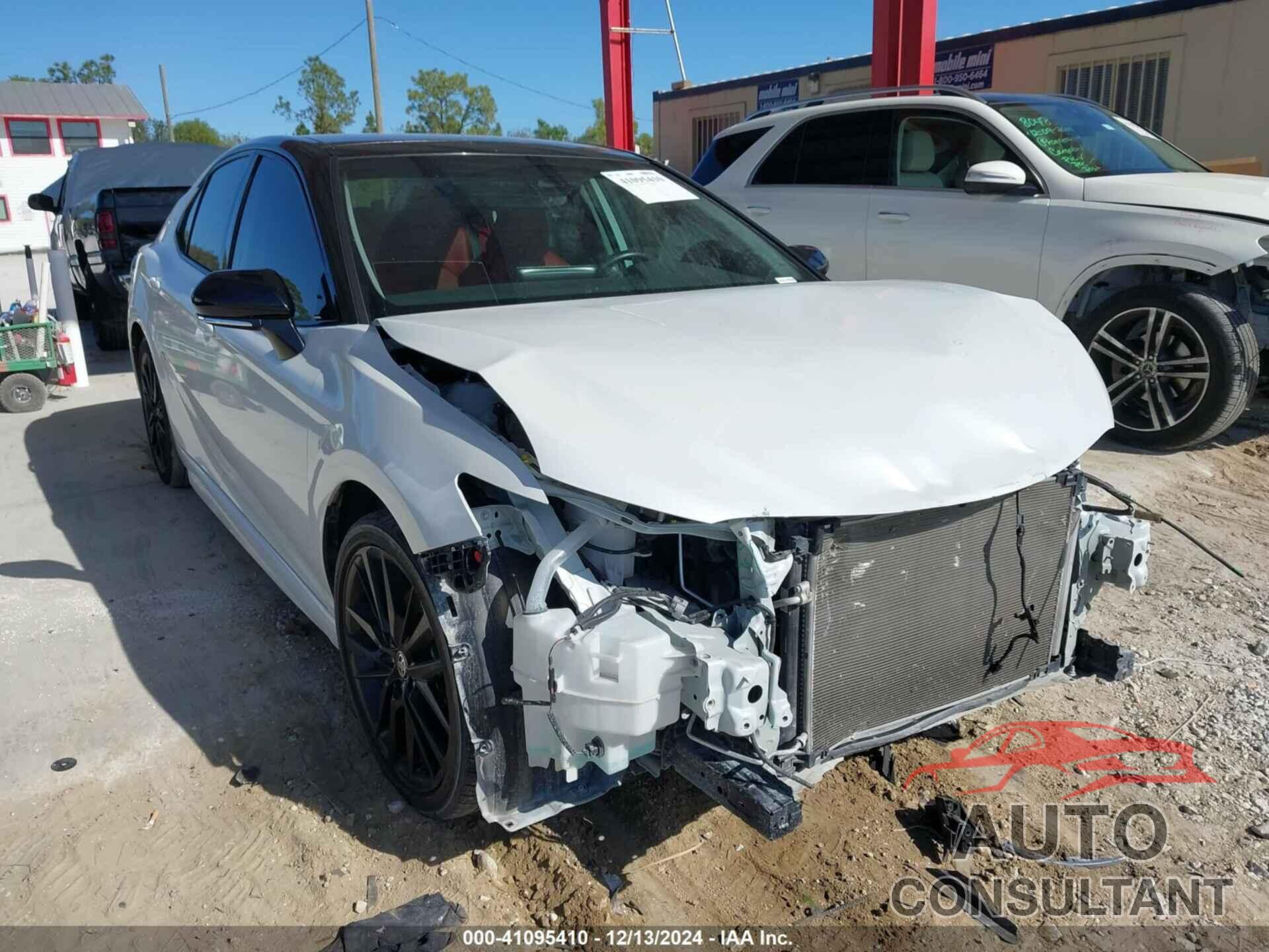 TOYOTA CAMRY 2022 - 4T1K61AKXNU074132