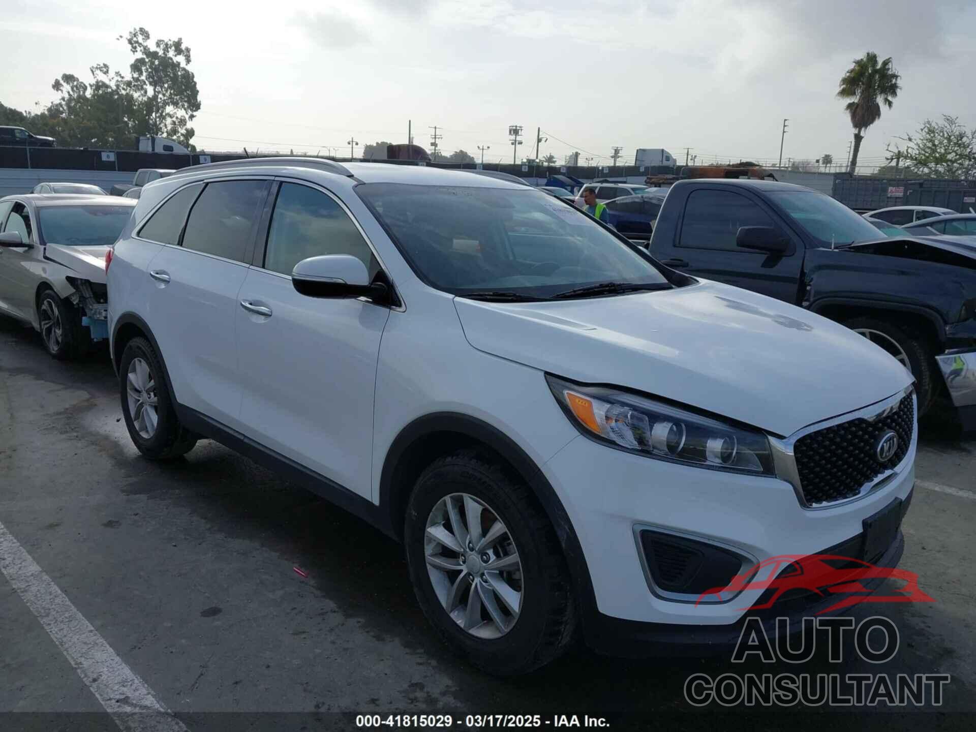 KIA SORENTO 2017 - 5XYPG4A53HG219620