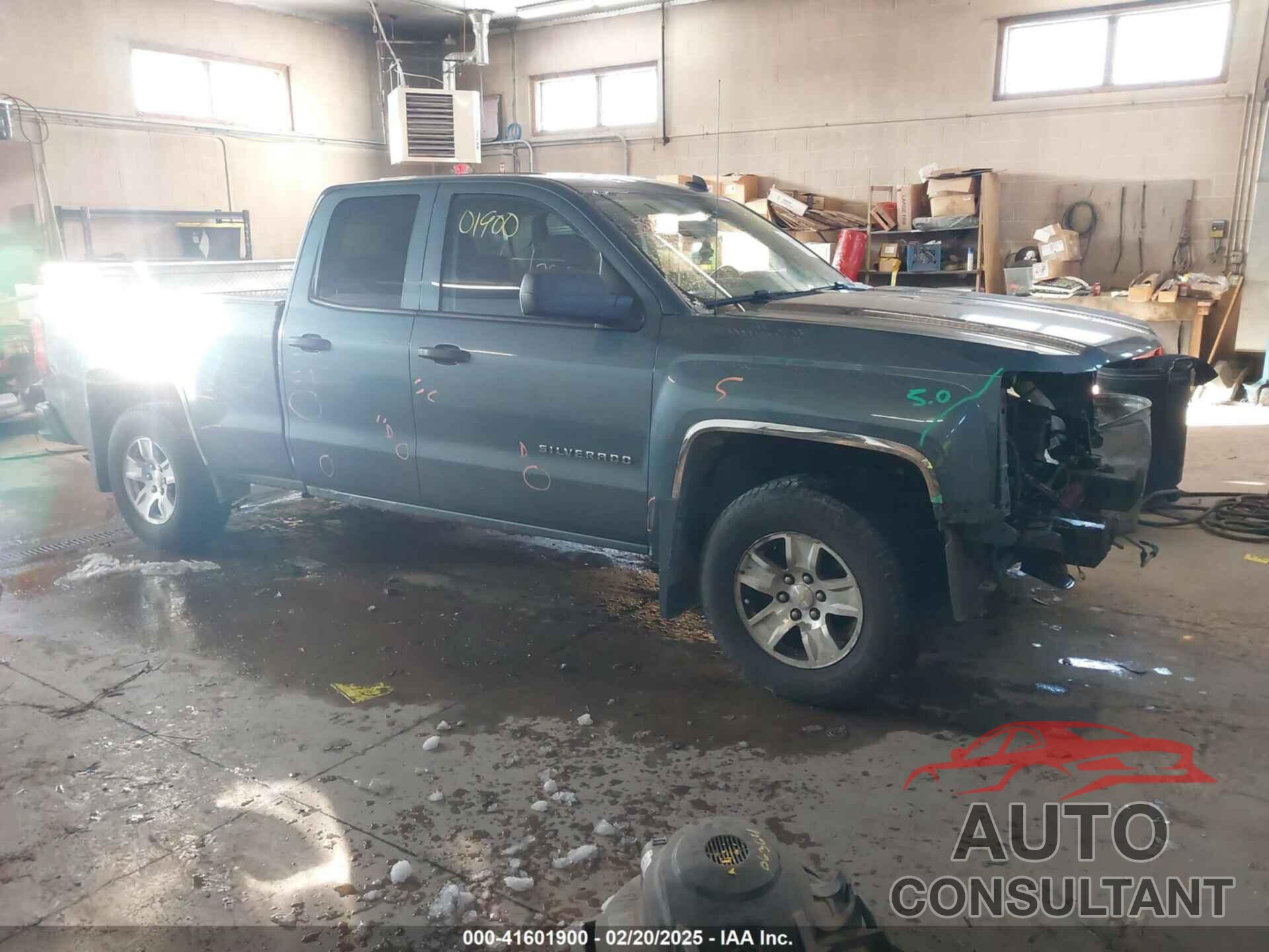 CHEVROLET SILVERADO 1500 2014 - 1GCVKREC0EZ130211