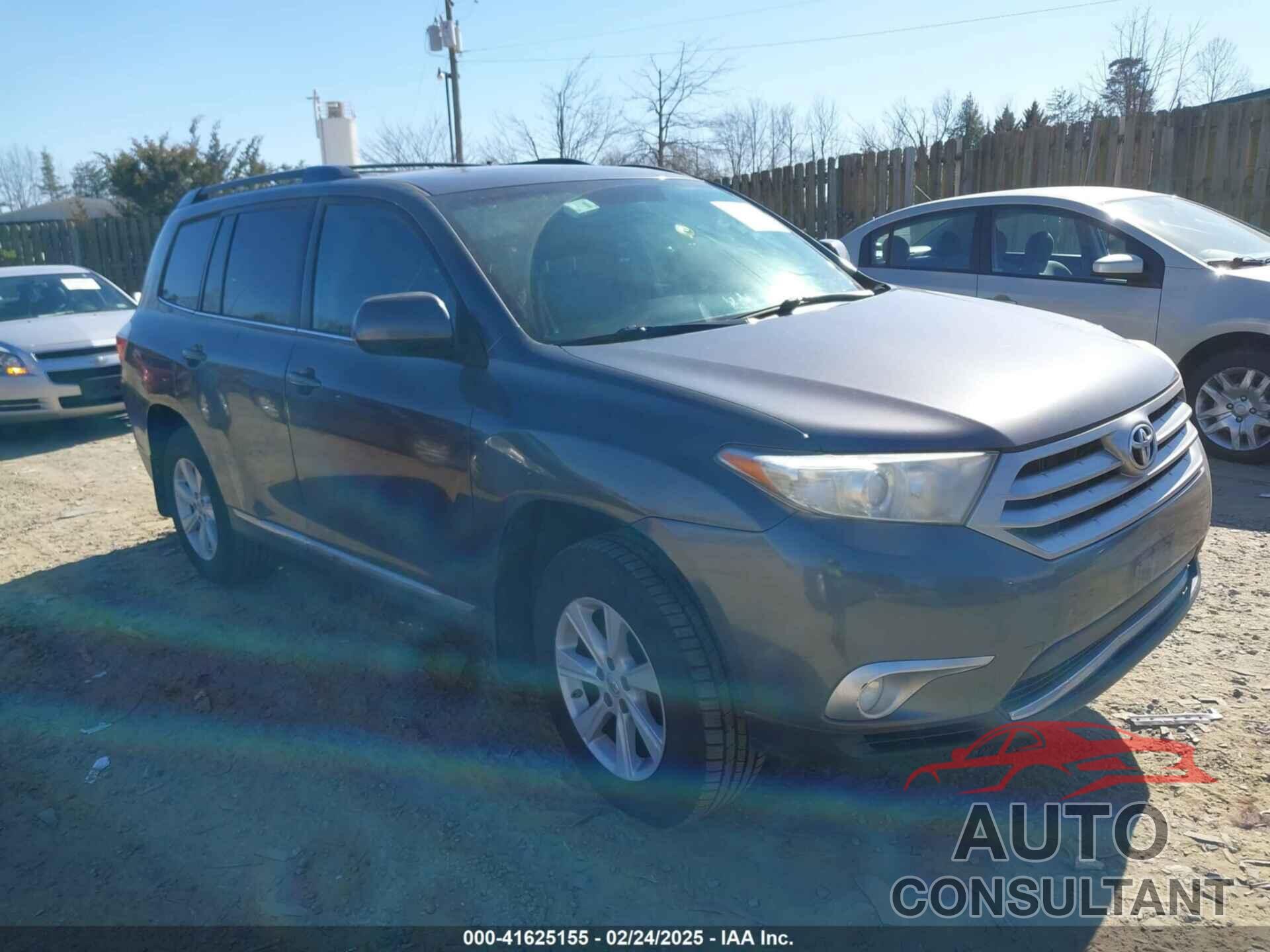TOYOTA HIGHLANDER 2013 - 5TDBK3EH1DS248456