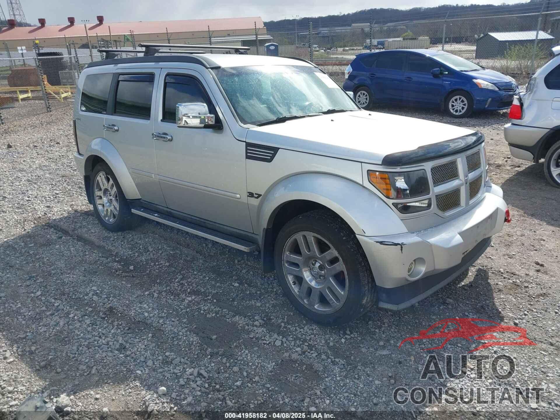 DODGE NITRO 2011 - 1D4PU4GKXBW598683